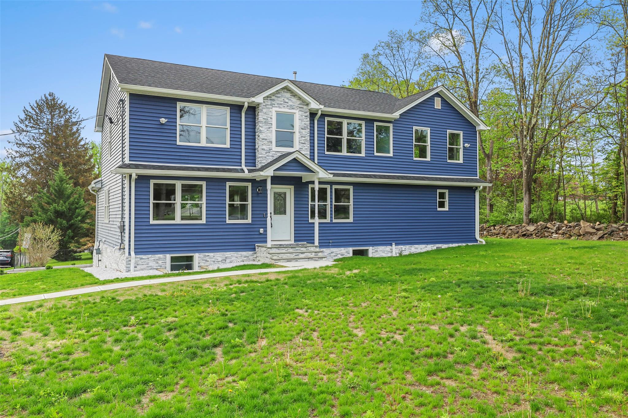 #2 photo, 2 Rocky Lane, New Windsor , NY 12553