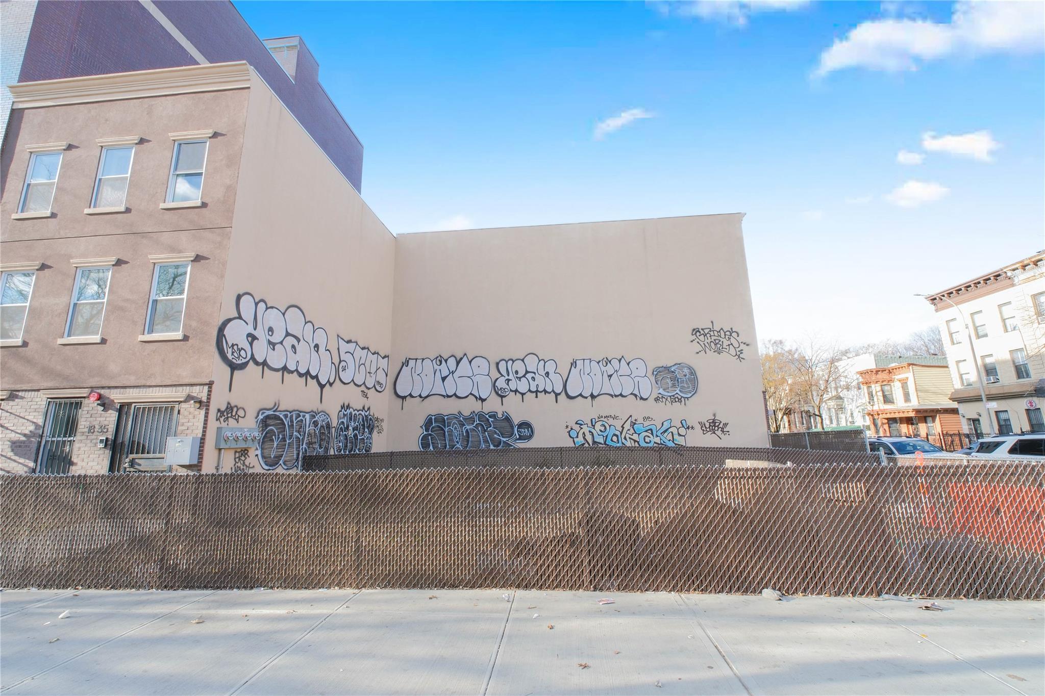 #2 photo, 52 Buffalo Avenue, ブルックリン区 Brooklyn , NY 11233