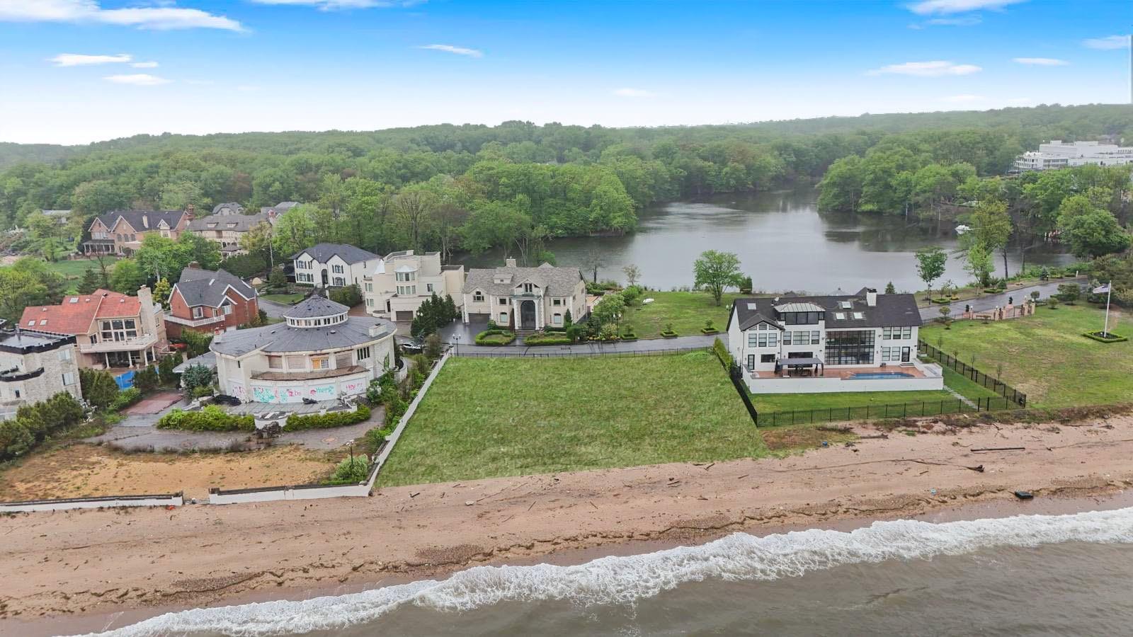 #3 photo, 140 Nicolosi Drive, スタテンアイランド Staten Island , NY 