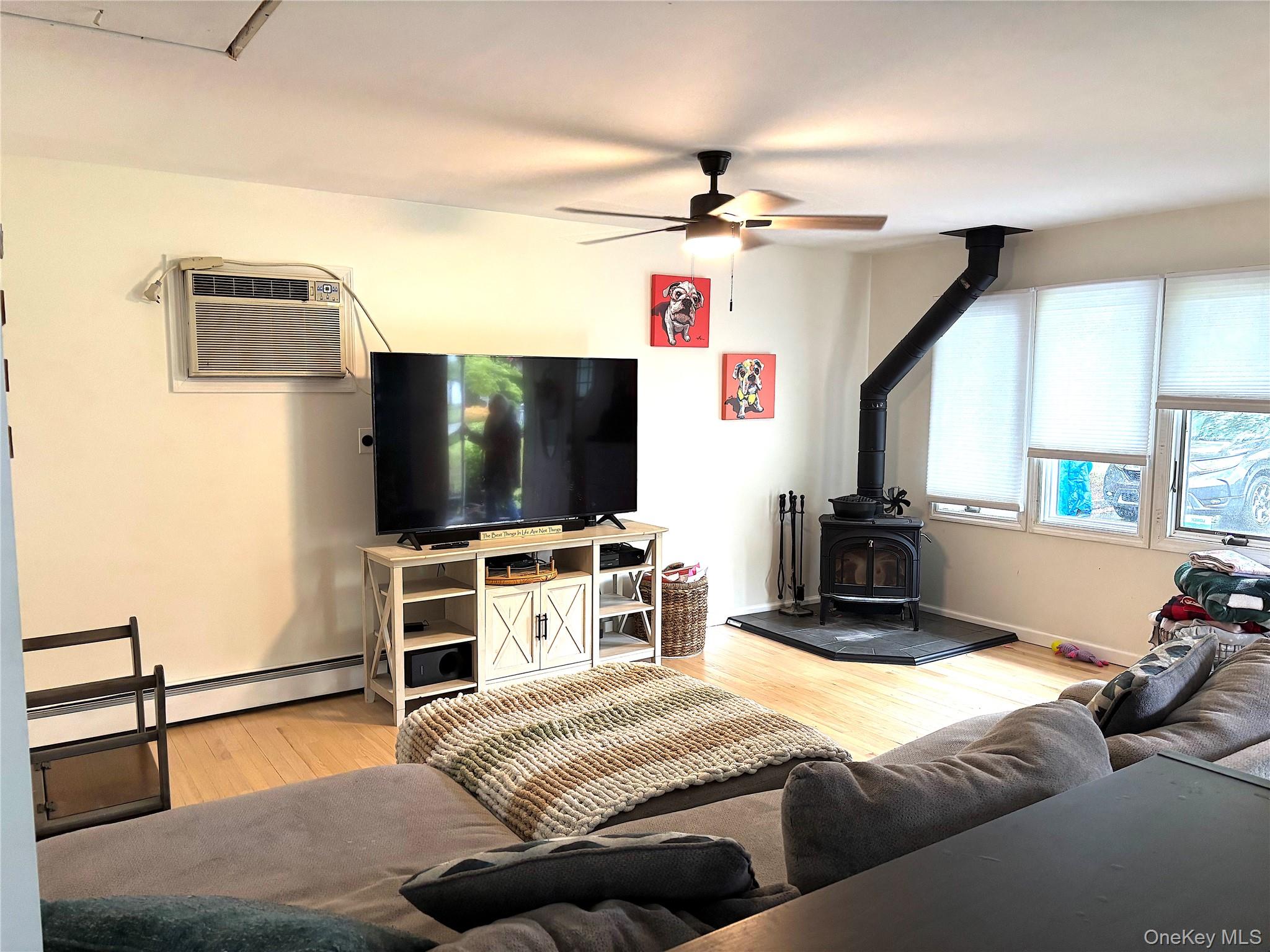 #6 photo, 53 Corbin Avenue, Shirley , NY 11967