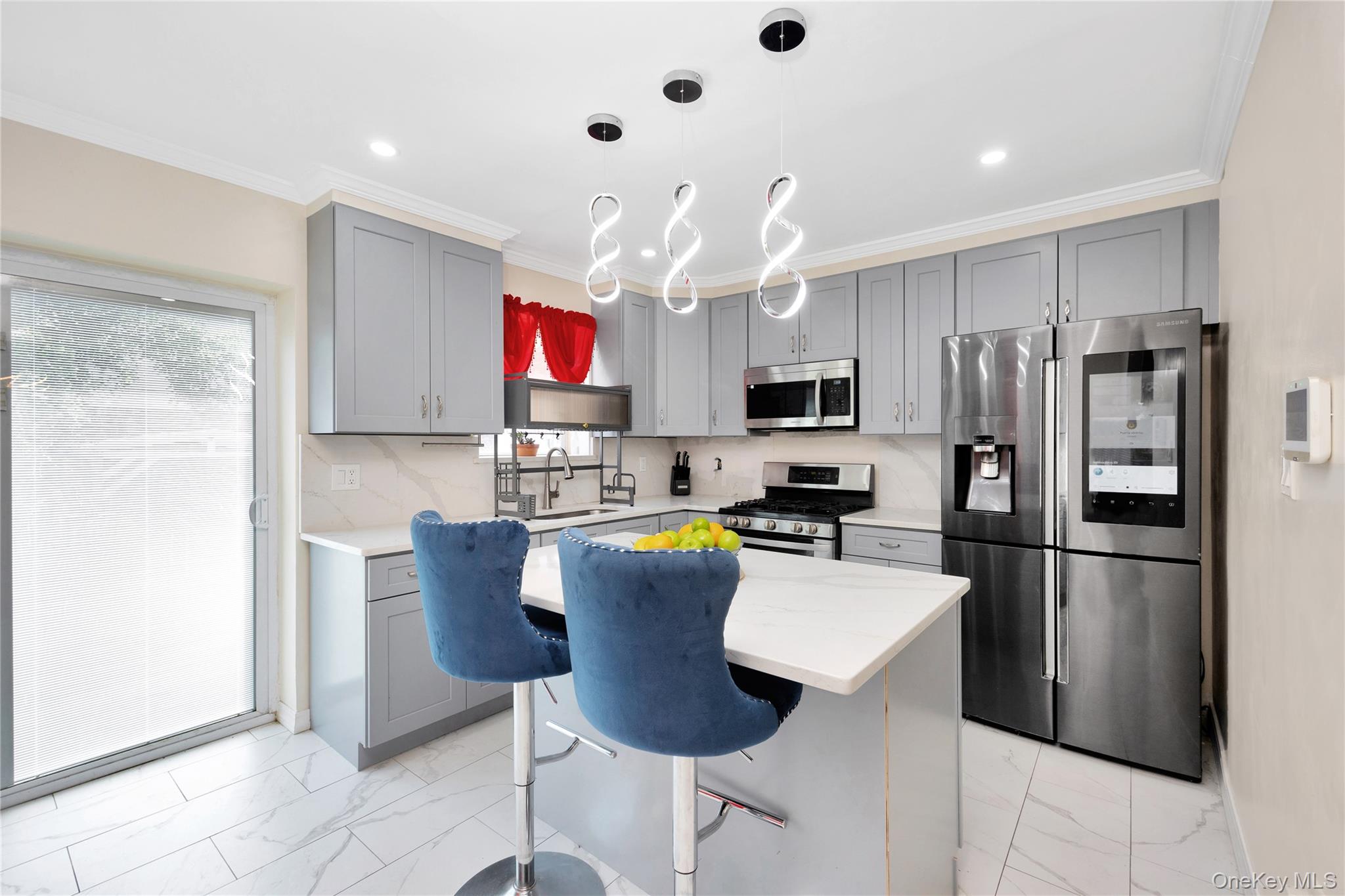 #16 photo, 3152 Randall Avenue, Bronx , NY 10465