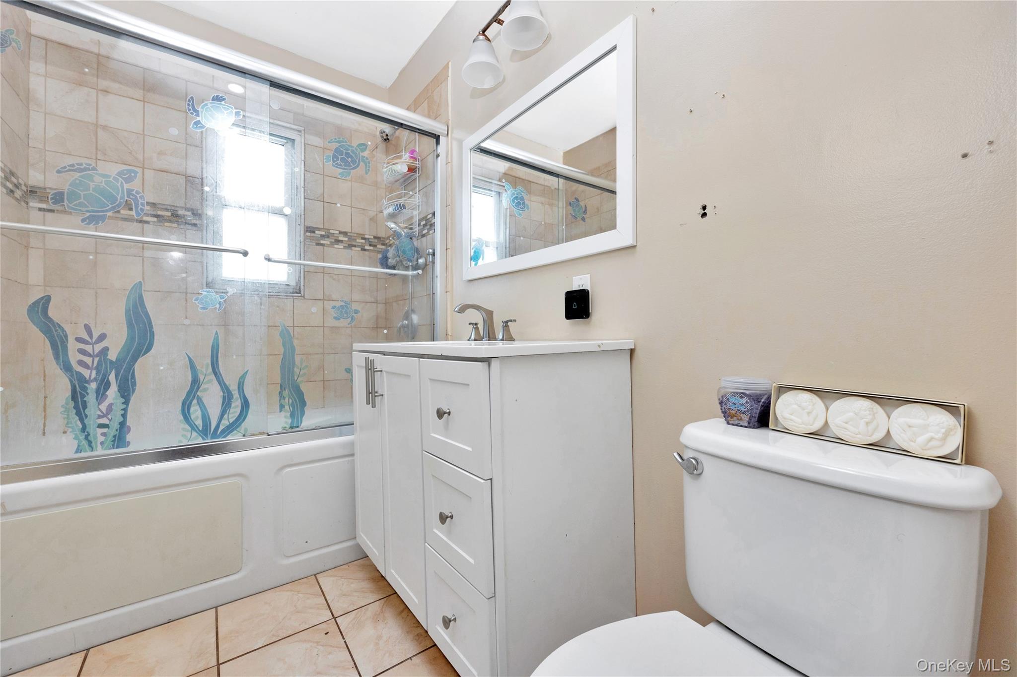 #20 photo, 3152 Randall Avenue, Bronx , NY 10465