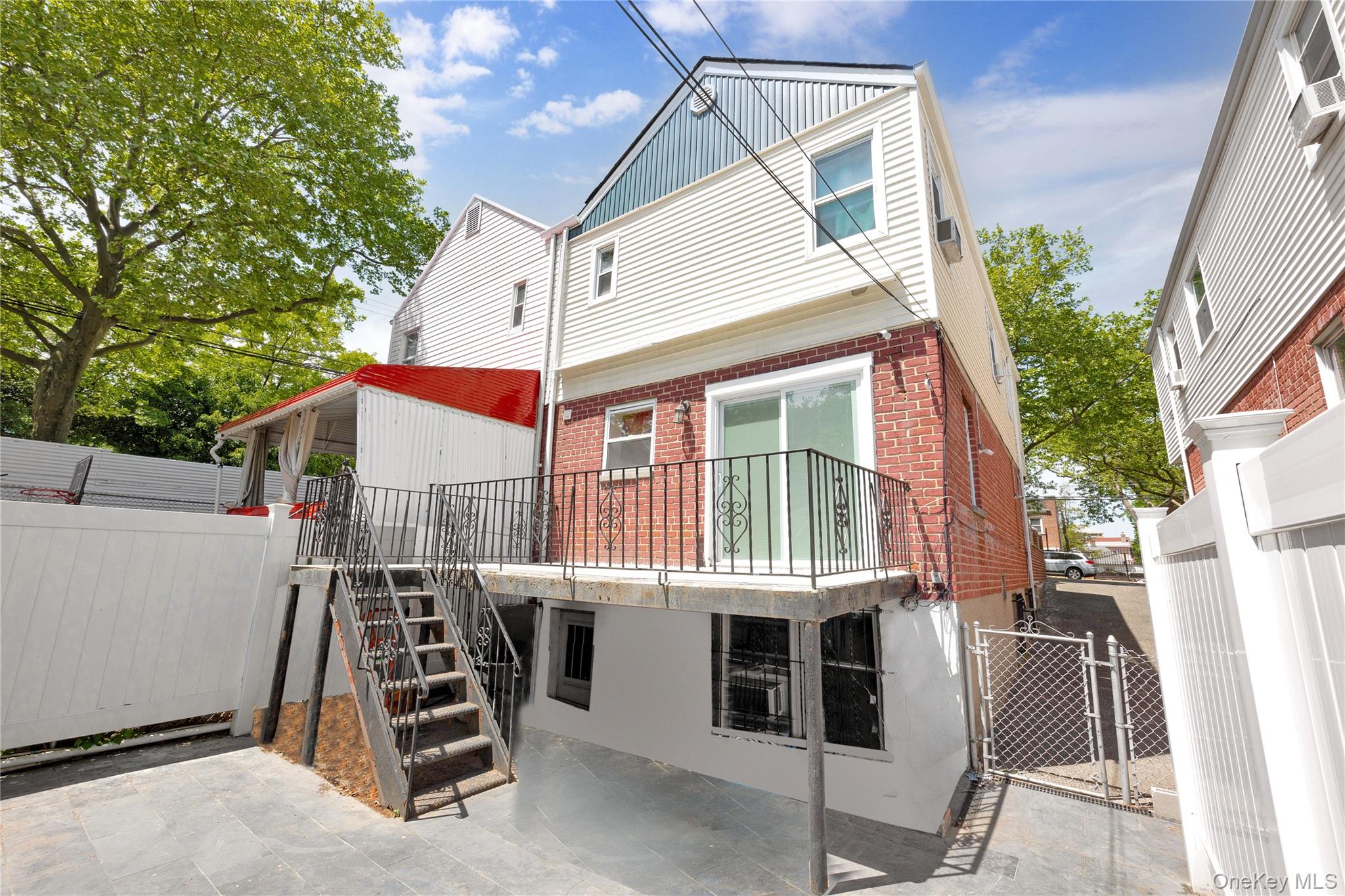 #3 photo, 3152 Randall Avenue, Bronx , NY 10465