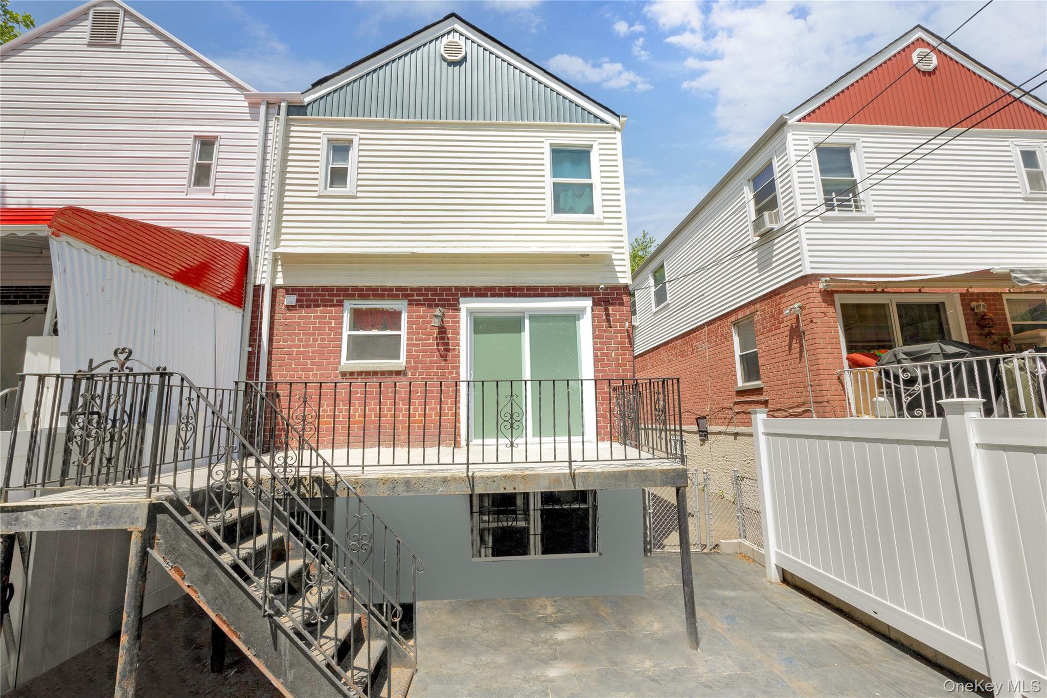 #5 photo, 3152 Randall Avenue, Bronx , NY 10465