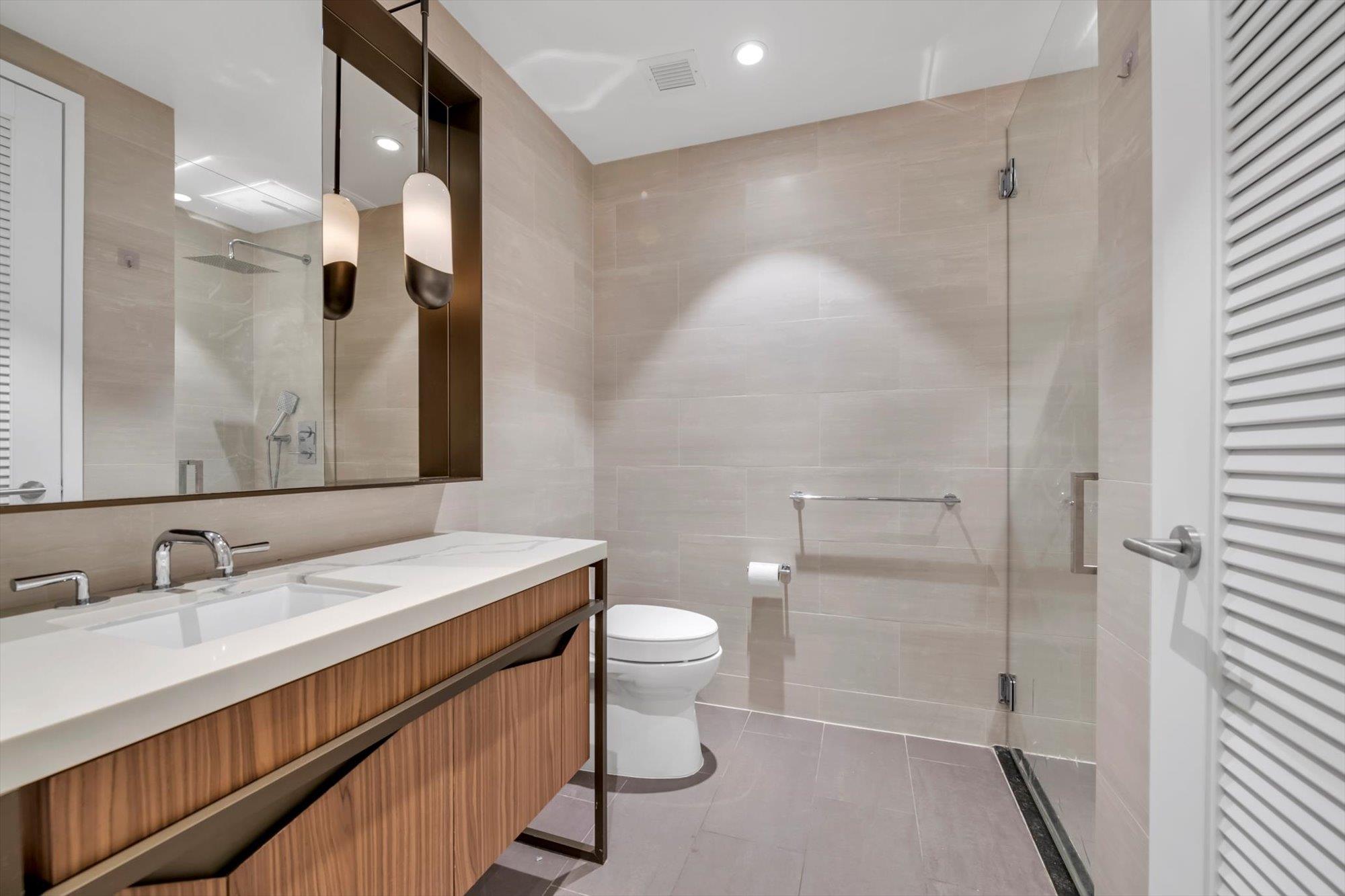 #10 photo, 133-27 39 Avenue, クイーンズ区 Flushing , NY 11354