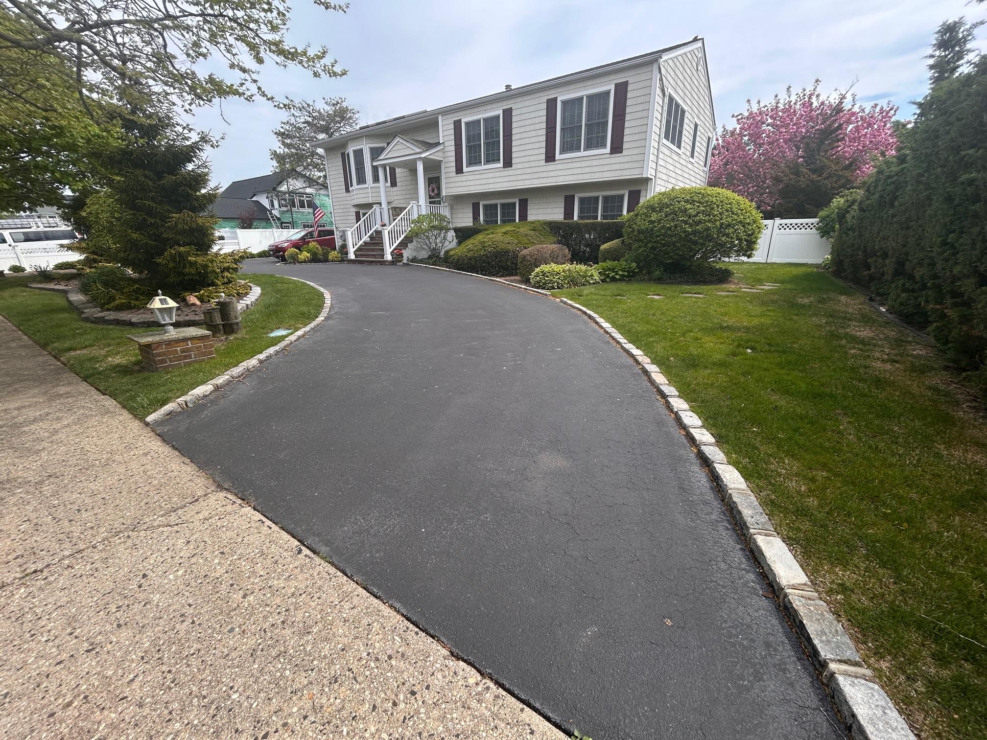 #2 photo, 36 Shore Drive, Copiague , NY 11726