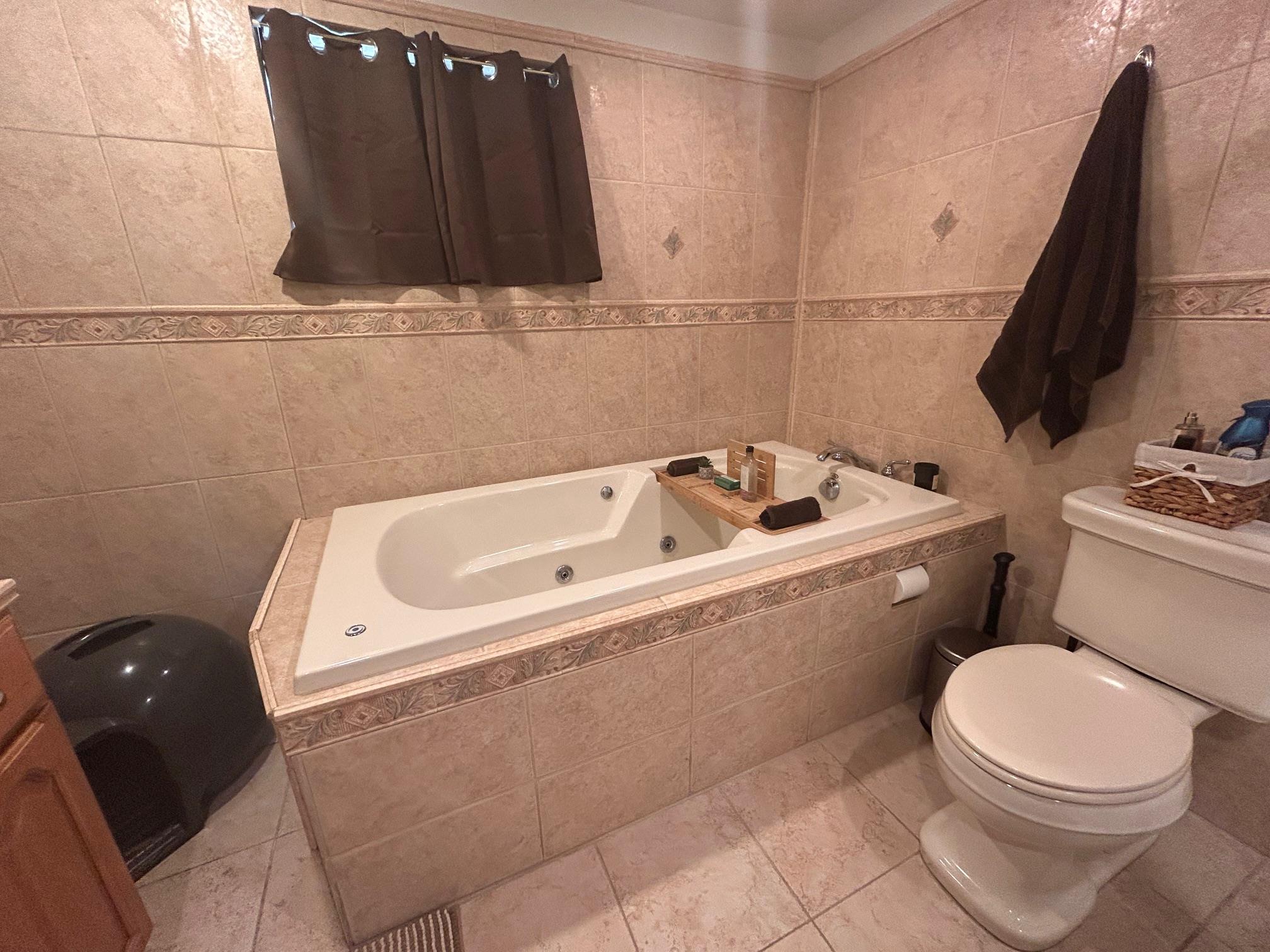 #20 photo, 36 Shore Drive, Copiague , NY 11726