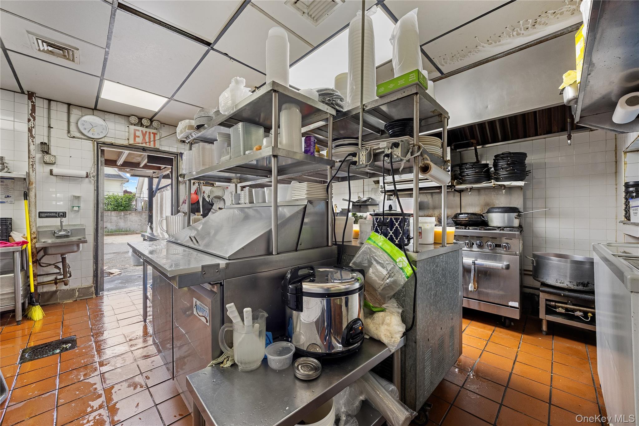 #4 photo, 152-26/28 Northern Boulevard, كوينز Flushing , NY 11354