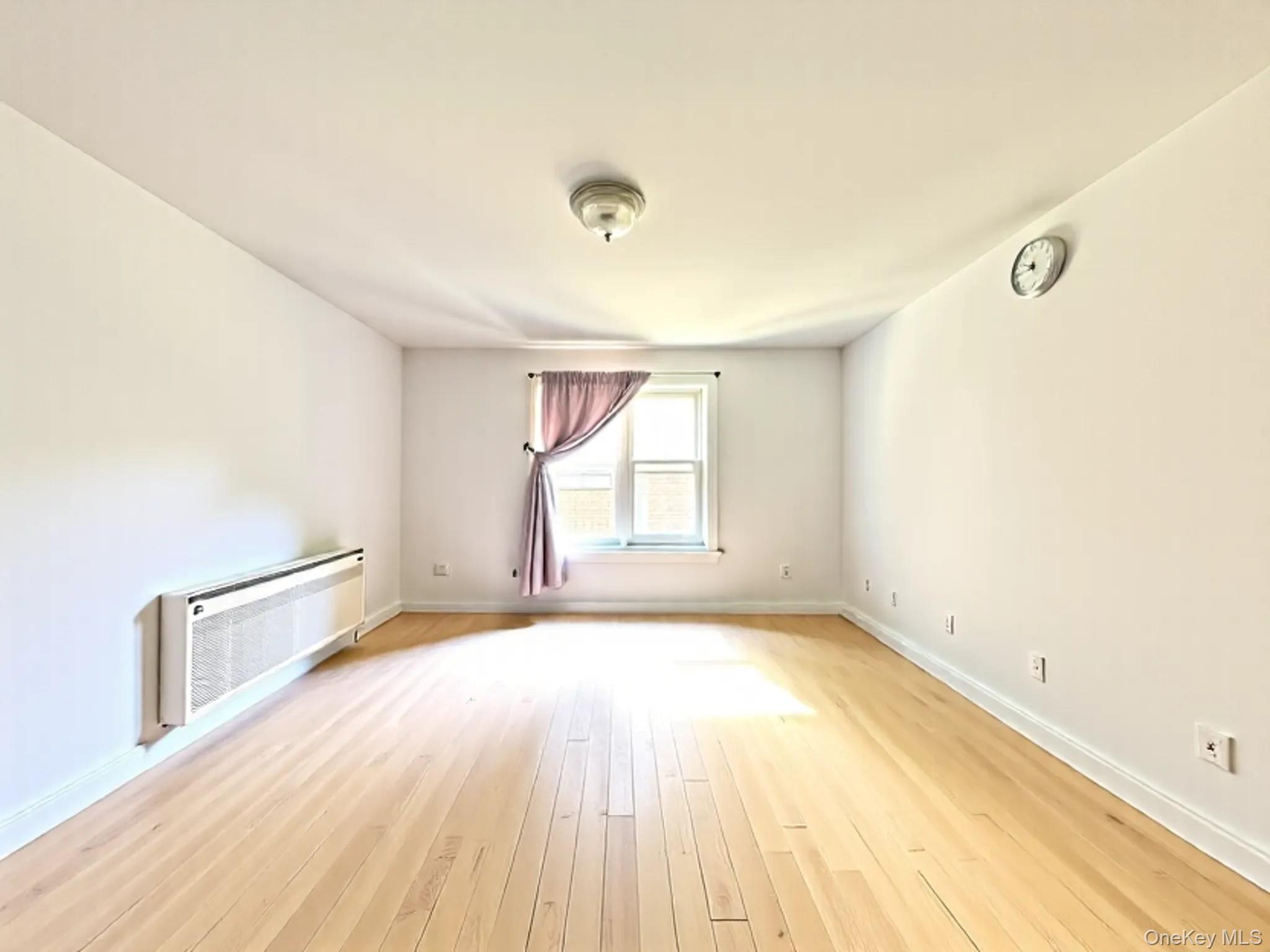 #6 photo, 42-38 Judge Street, クイーンズ区 Elmhurst , NY 11373