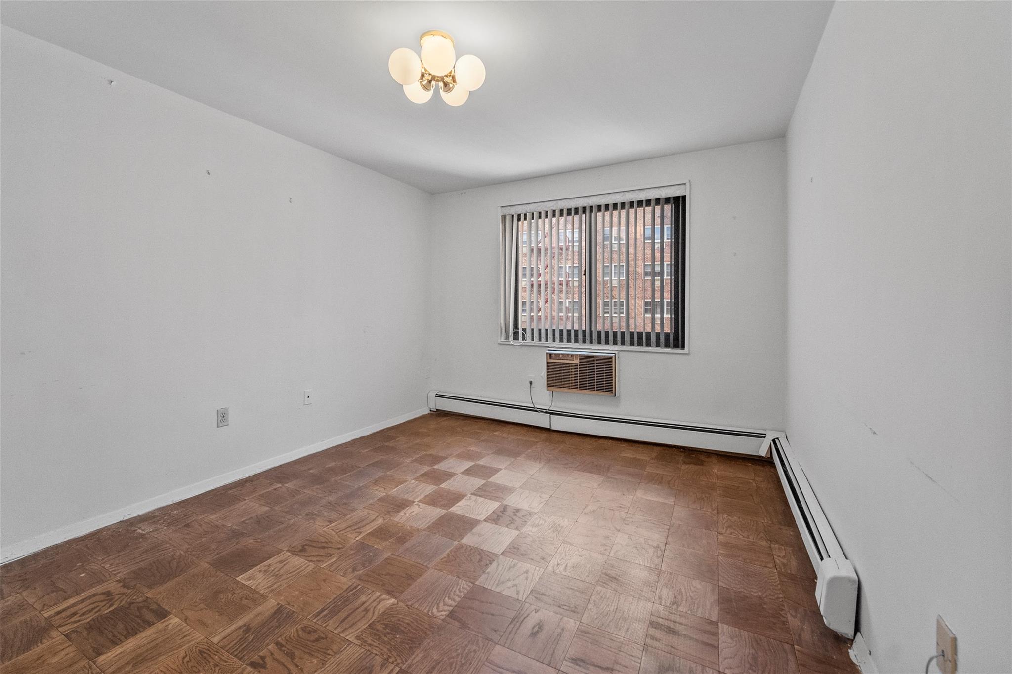 #20 photo, 100 E Hartsdale Avenue, Hartsdale , NY 10530