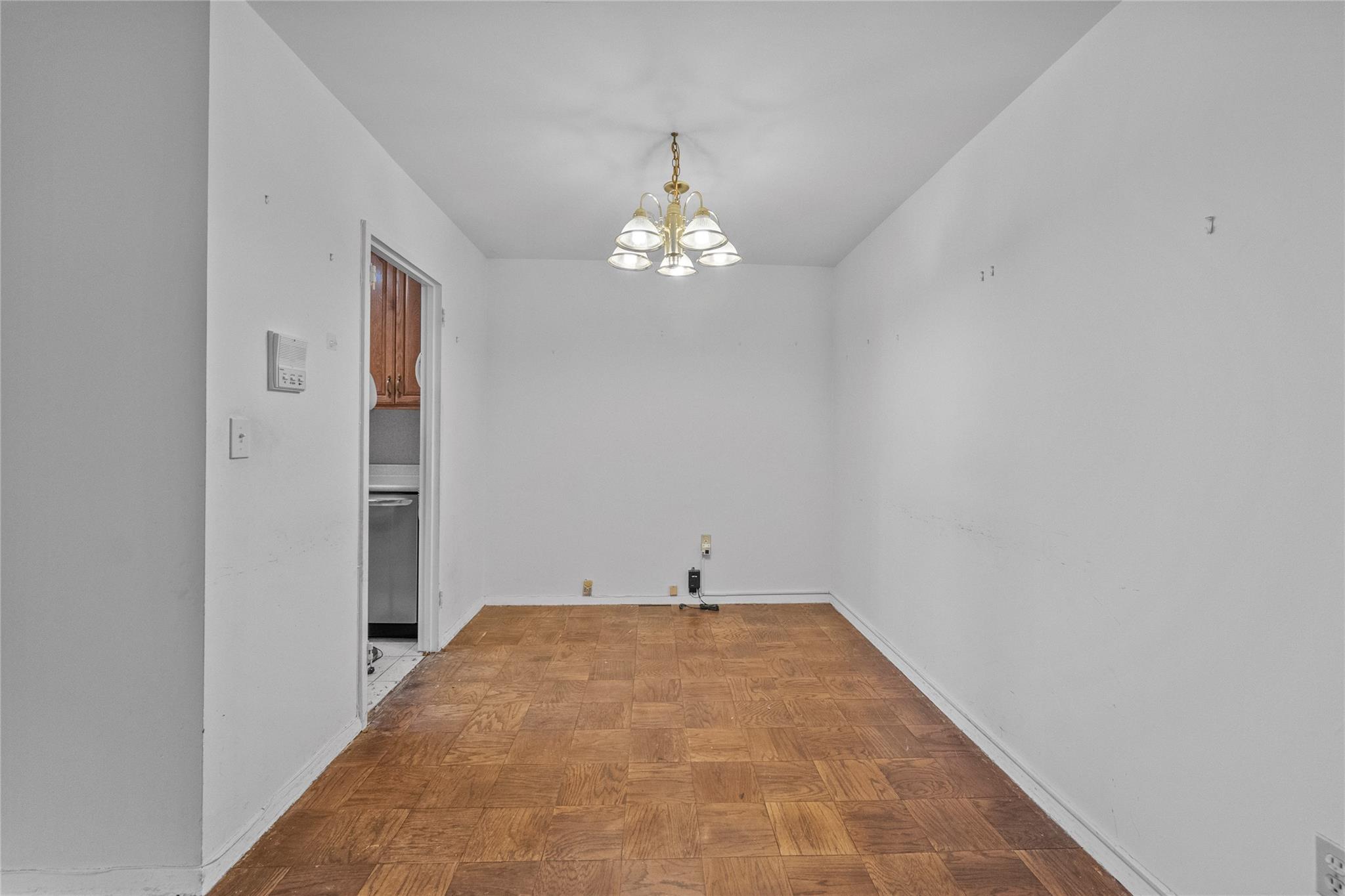 #9 photo, 100 E Hartsdale Avenue, Hartsdale , NY 10530