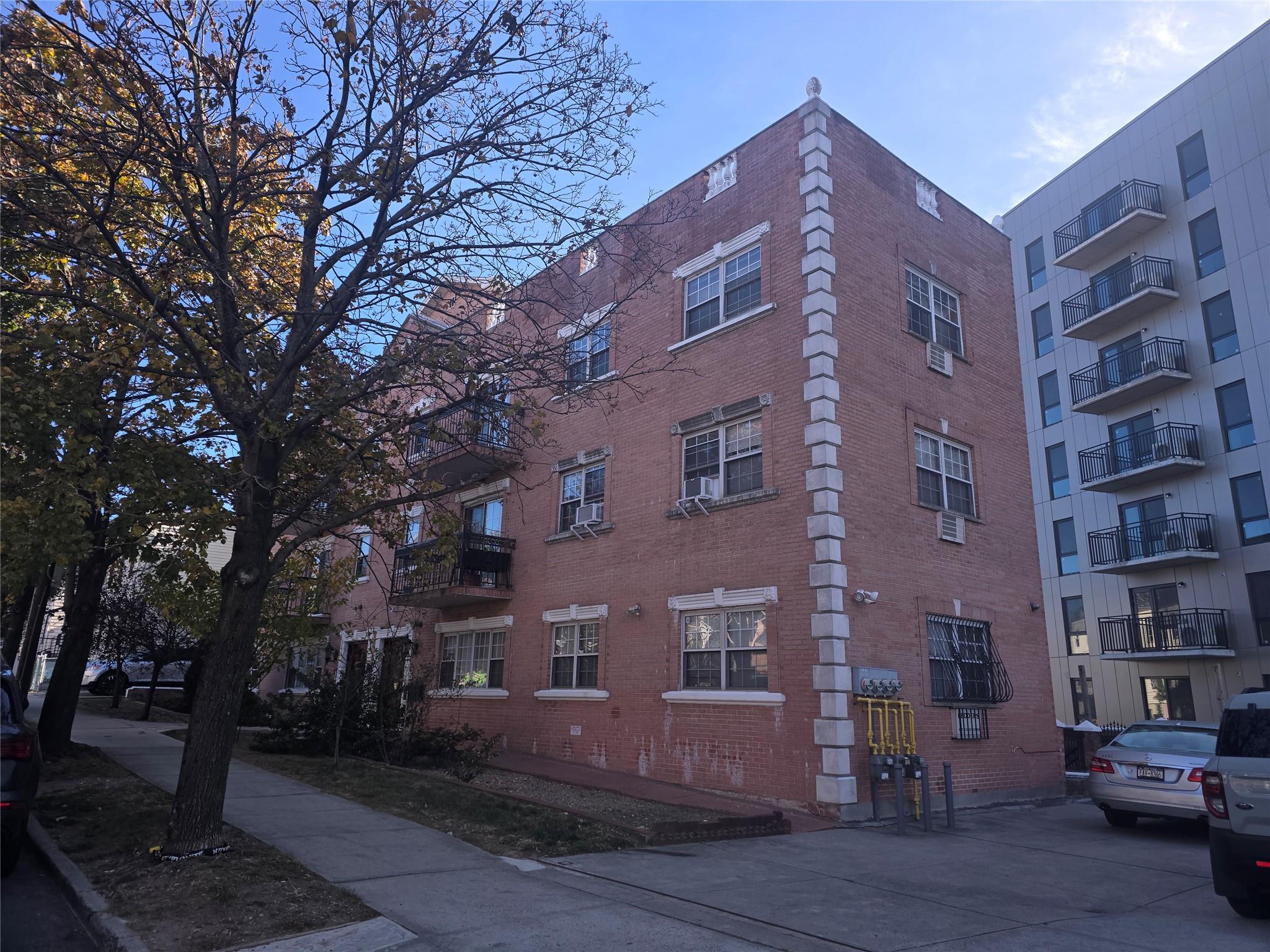 #1 photo, 7050 45th Avenue, كوينز Woodside , NY 11377