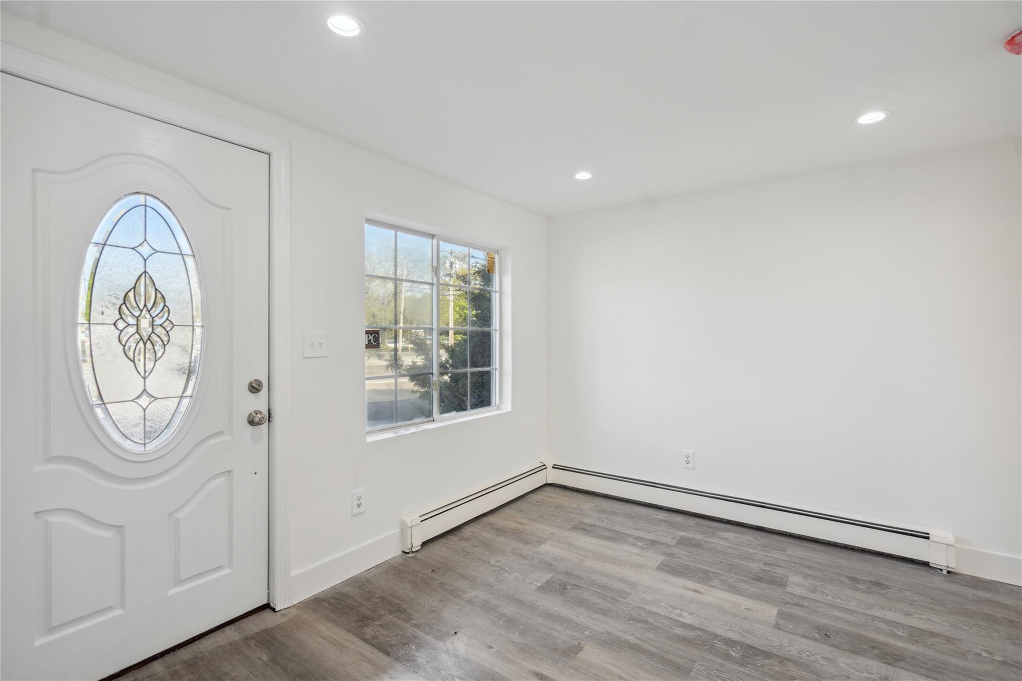 #13 photo, 675 Walt Whitman Road, サフォーク郡 Melville , NY 11747