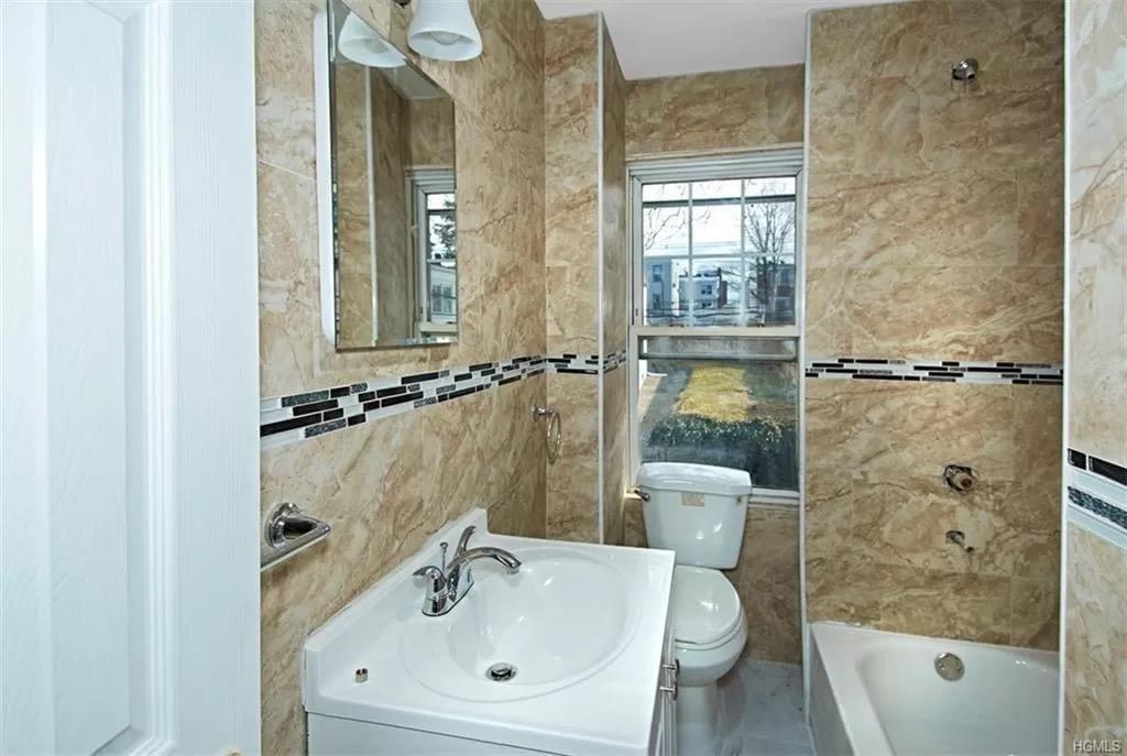 #11 photo, 4565 Matilda Avenue, ブロンクス区 Bronx , NY 10470