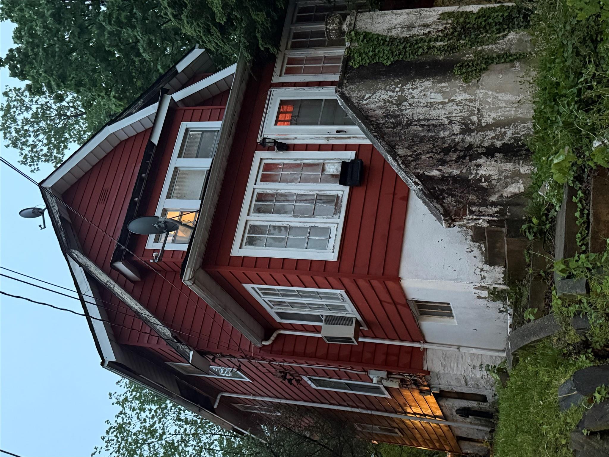 #2 photo, 724 S 4th Avenue, Mount Vernon , NY 10550