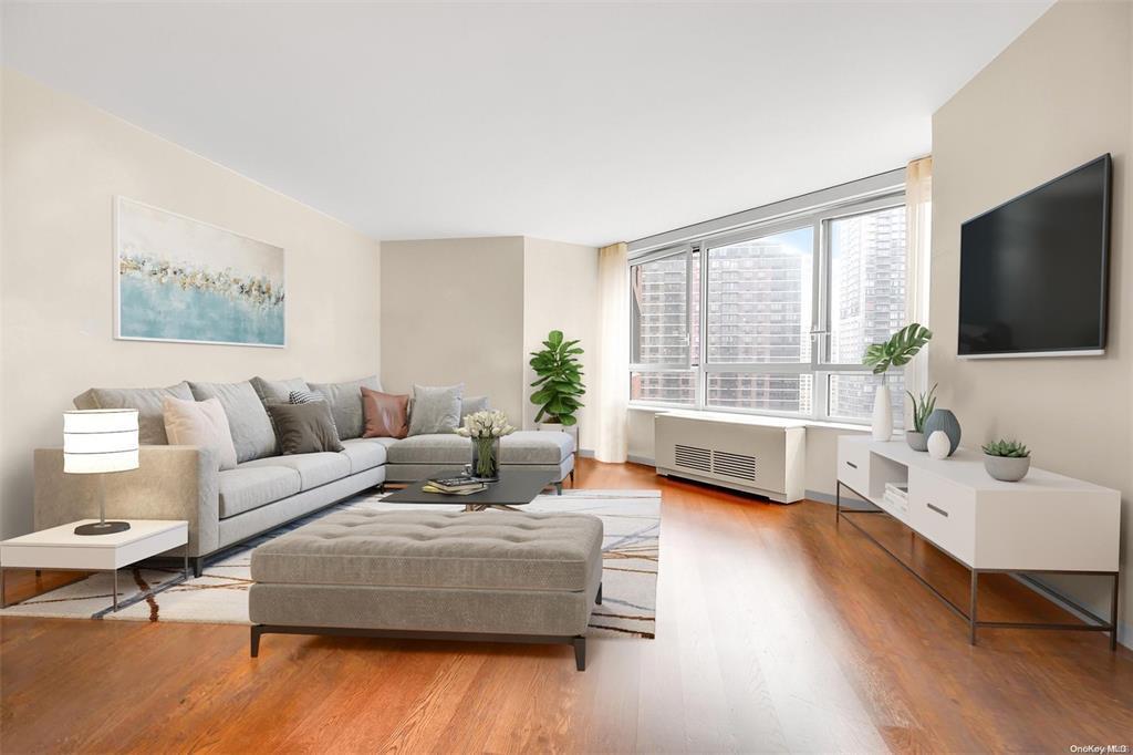 #1 photo, 200 E 94th Street, New York (Manhattan) , NY 10128