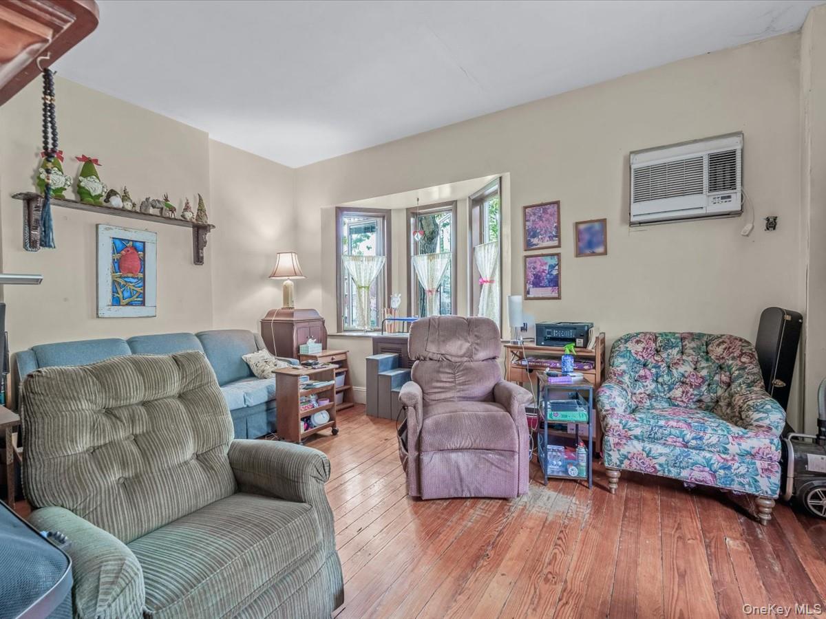 #14 photo, 123-19 7 Avenue, クイーンズ区 College Point , NY 11356