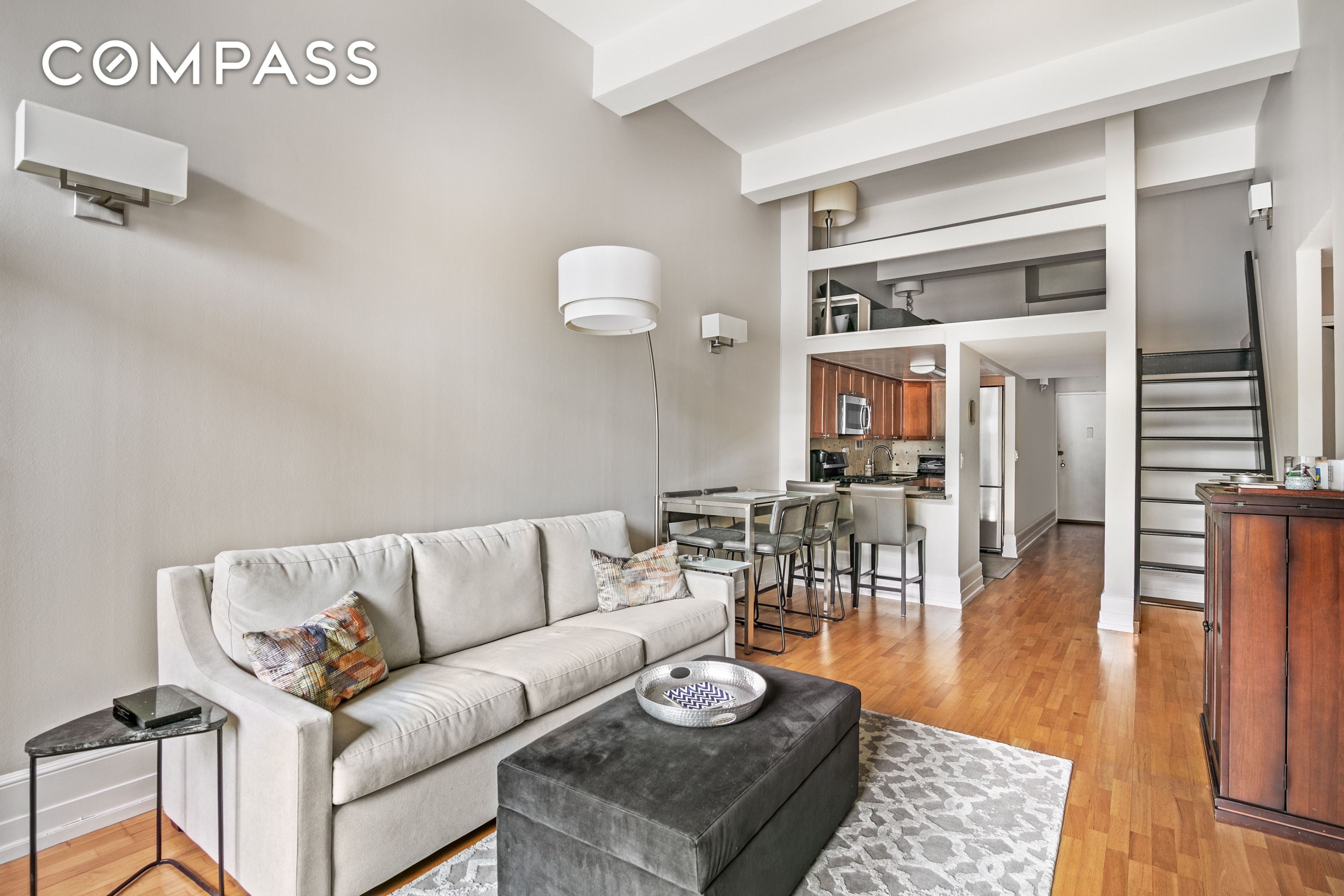 #1 photo, 350 E 62nd Street, 曼哈頓 上东城 Upper East Side , NY 10065