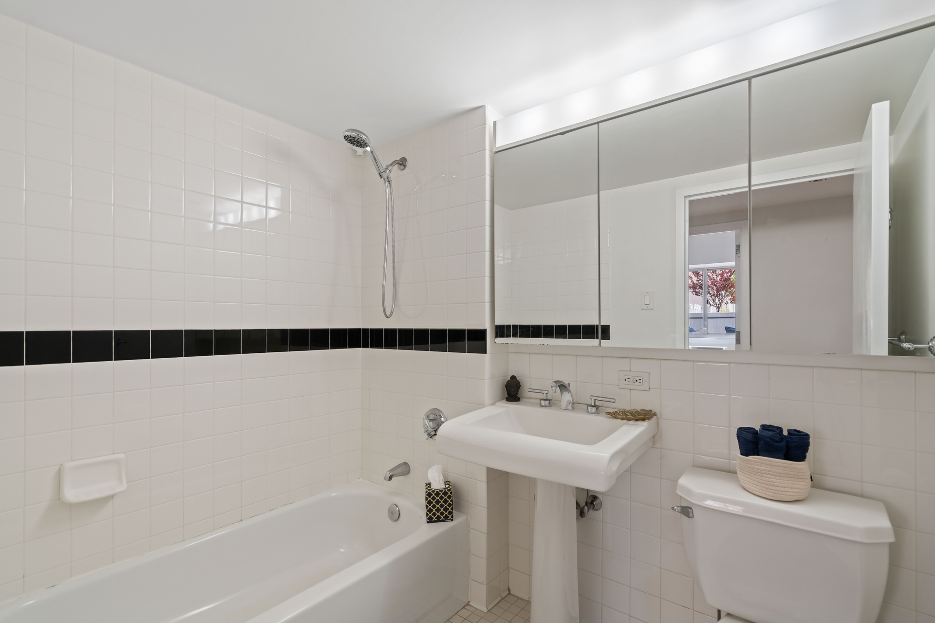 #11 photo, 300 W 145th Street, マンハッタン West Harlem , NY 10039