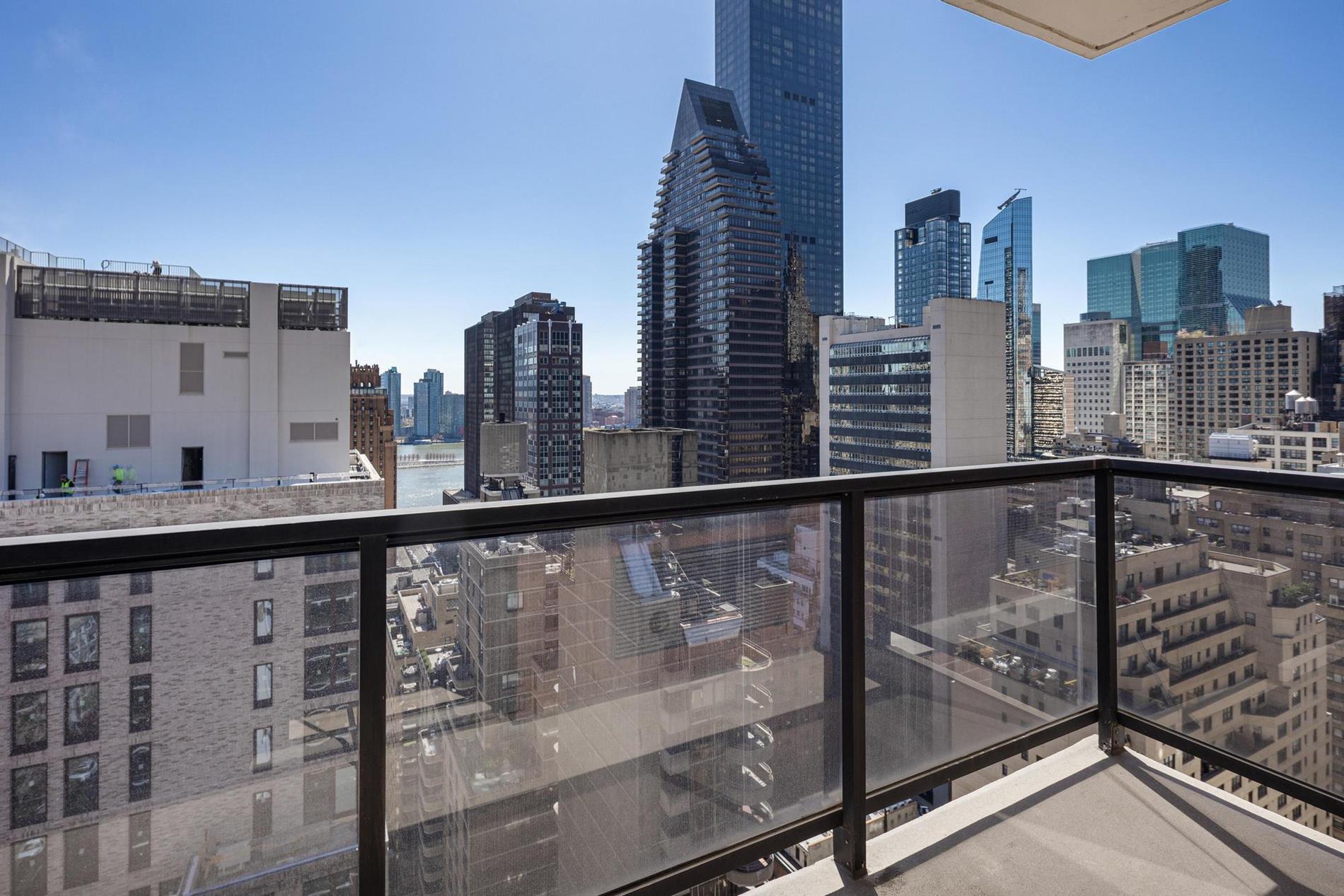 #10 photo, 255 E 49th Street, マンハッタン Turtle Bay , NY 10017