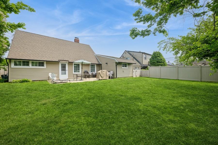 #17 photo, 59 Springtime Ln S, Levittown , NY 11756