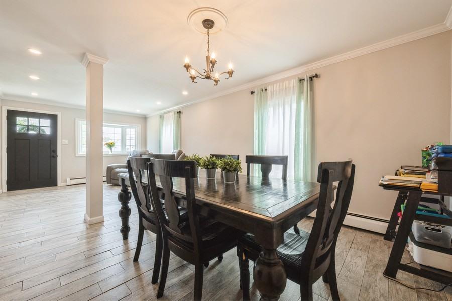 #6 photo, 59 Springtime Ln S, Levittown , NY 11756