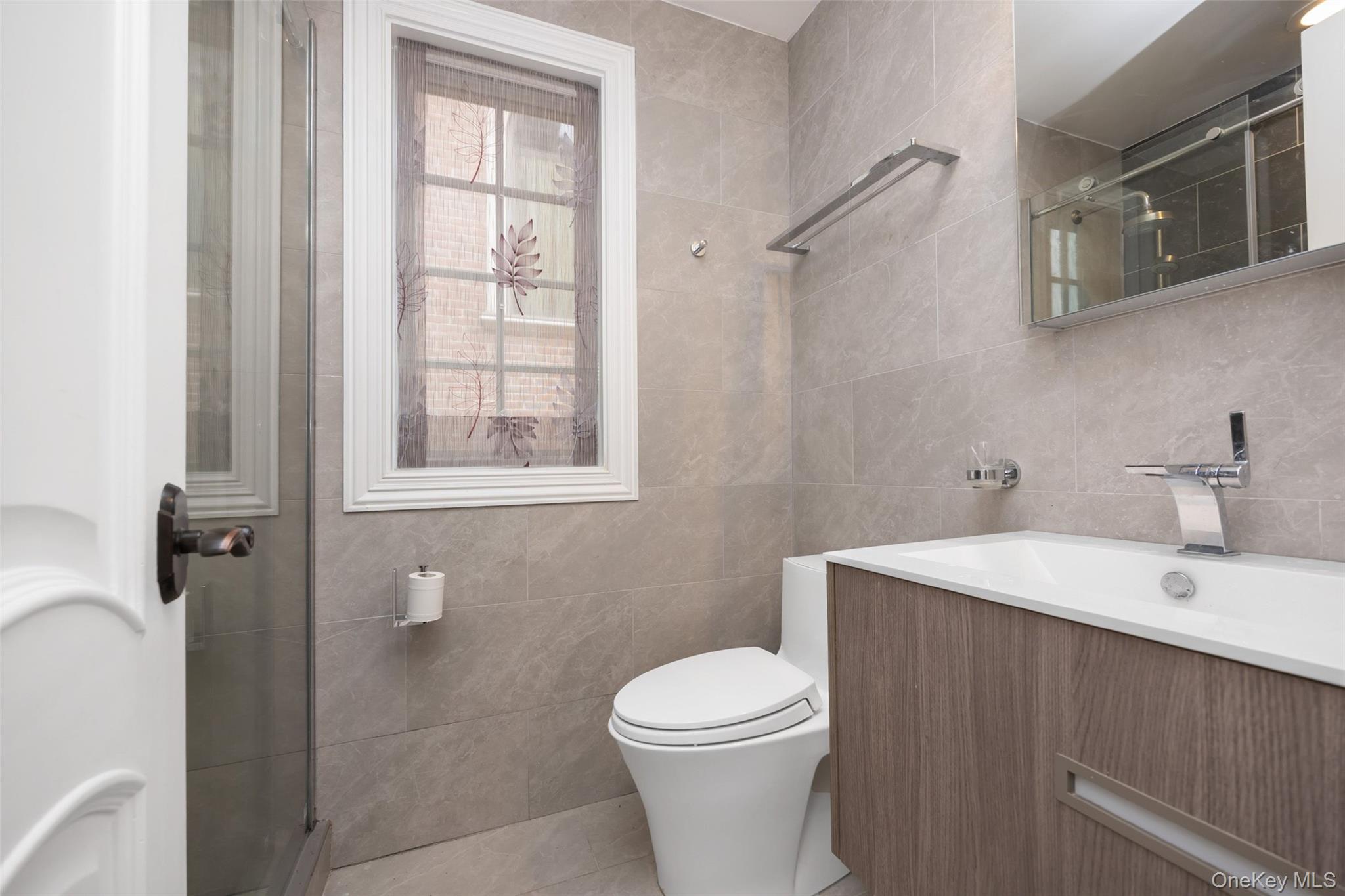 #11 photo, 150-50 6th Avenue, クイーンズ区 Whitestone , NY 11357