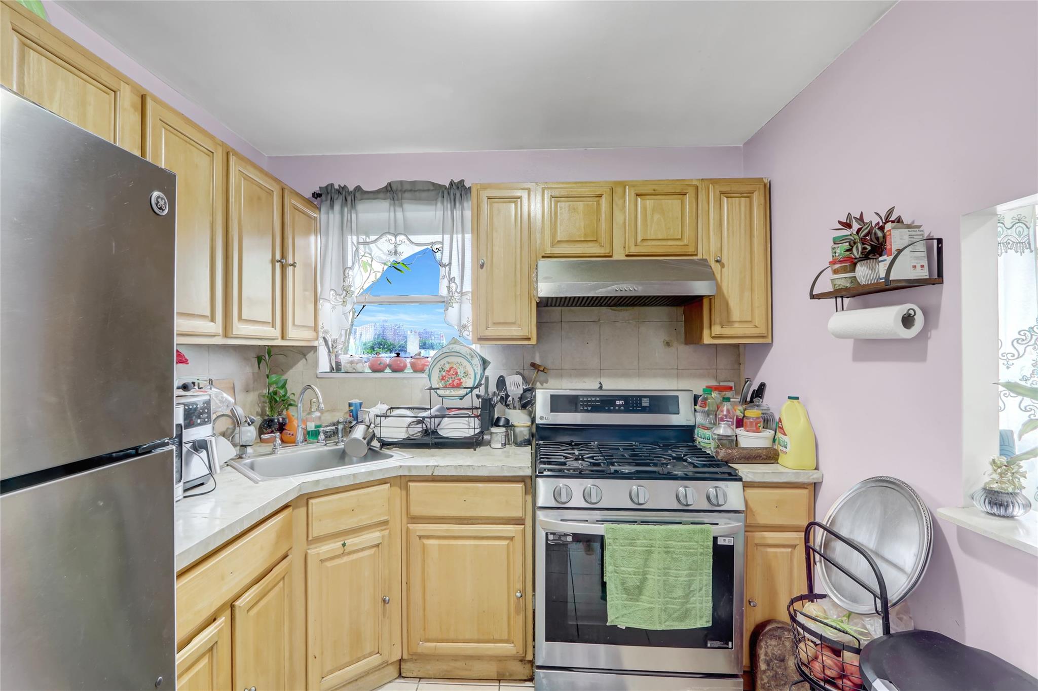 #13 photo, 1934 Chatterton Avenue, ブロンクス区 Bronx , NY 10472