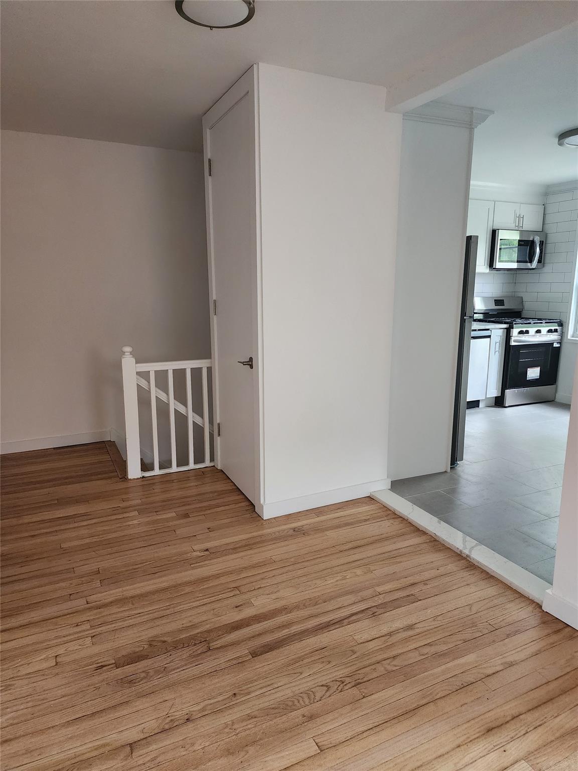 #9 photo, 68-36 140 Street, クイーンズ区 Kew Garden Hills , NY 11367