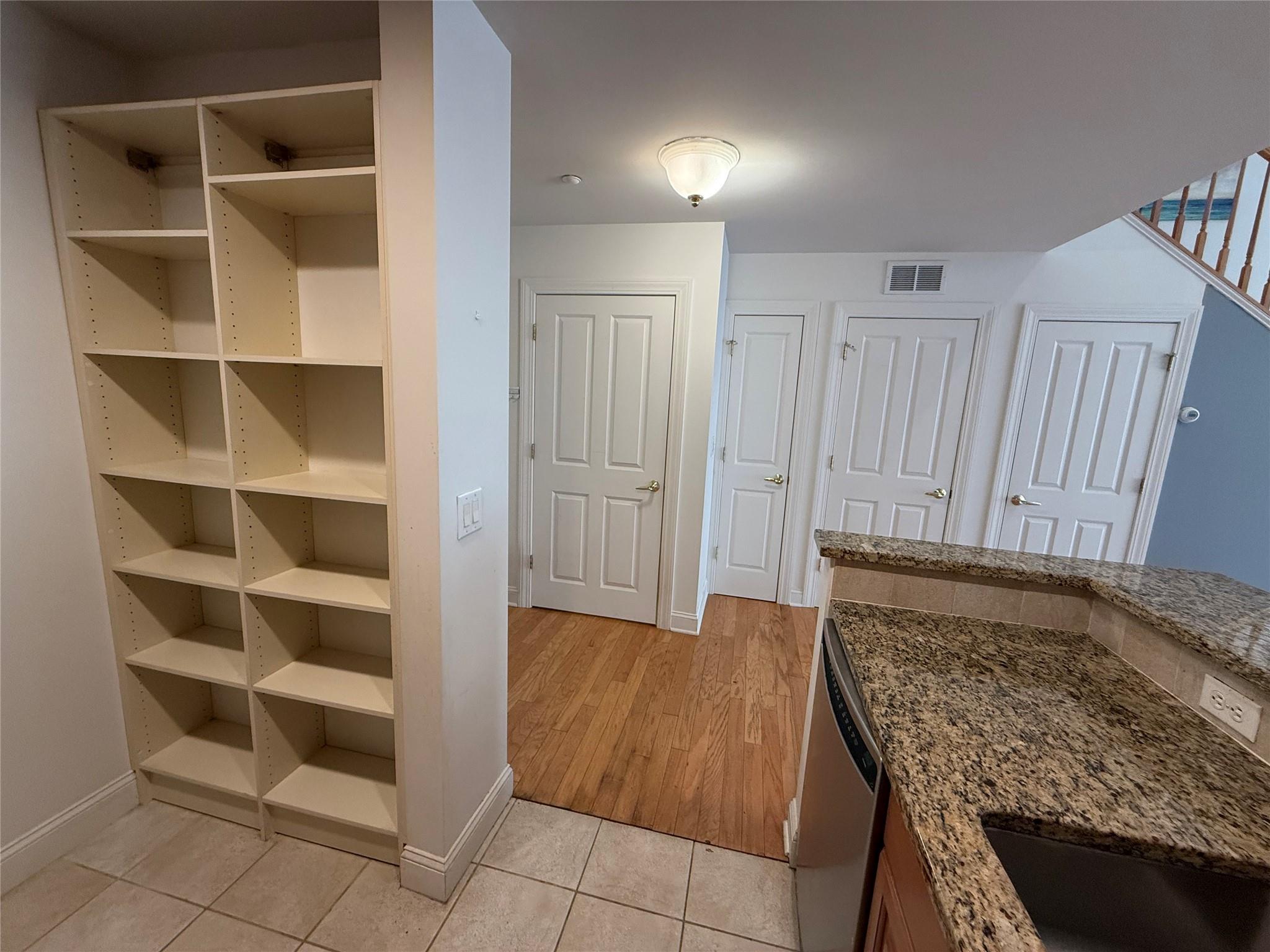 #6 photo, 1405 Round Pointe Drive, Haverstraw , NY 10927