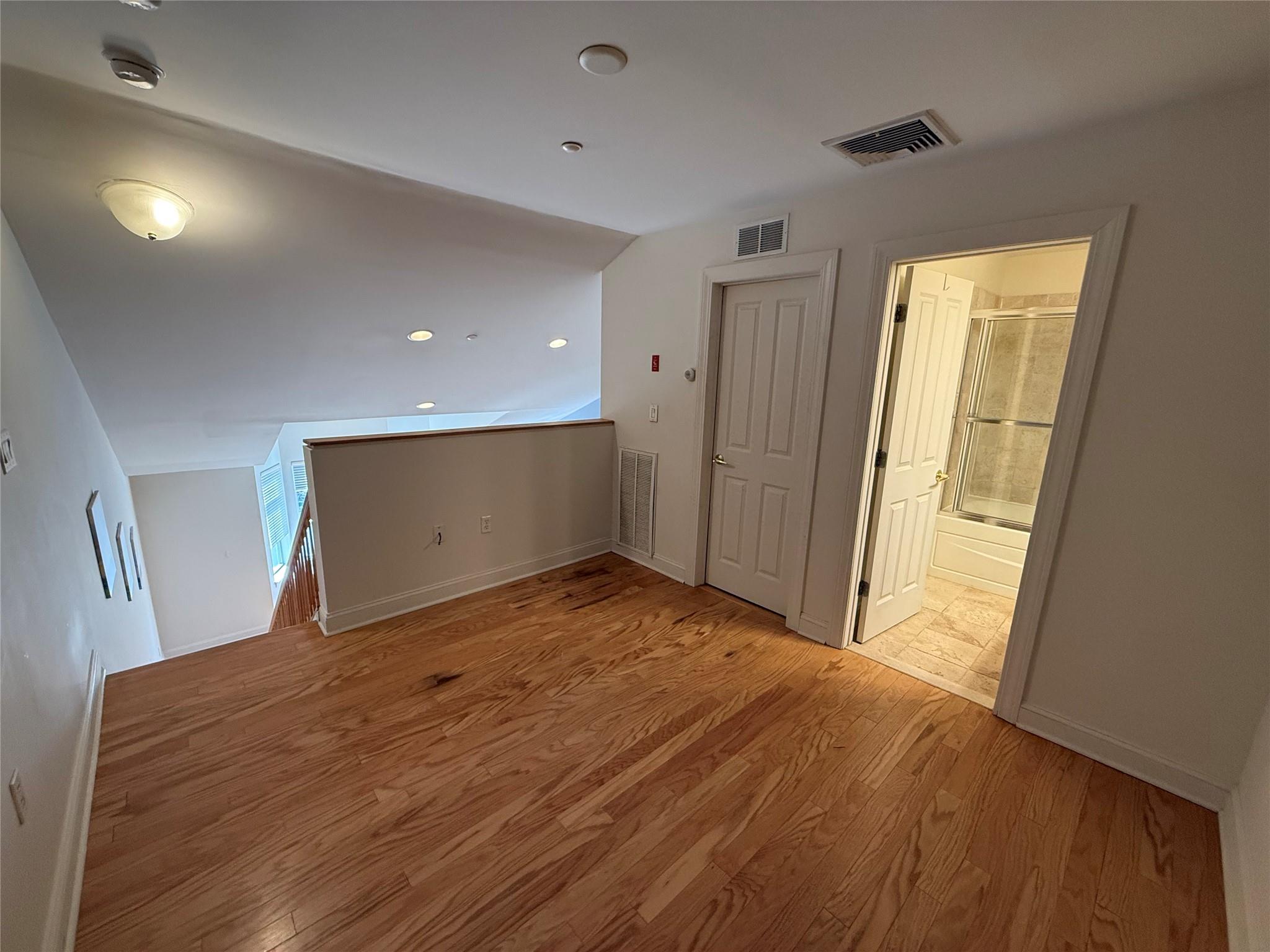 #7 photo, 1405 Round Pointe Drive, Haverstraw , NY 10927