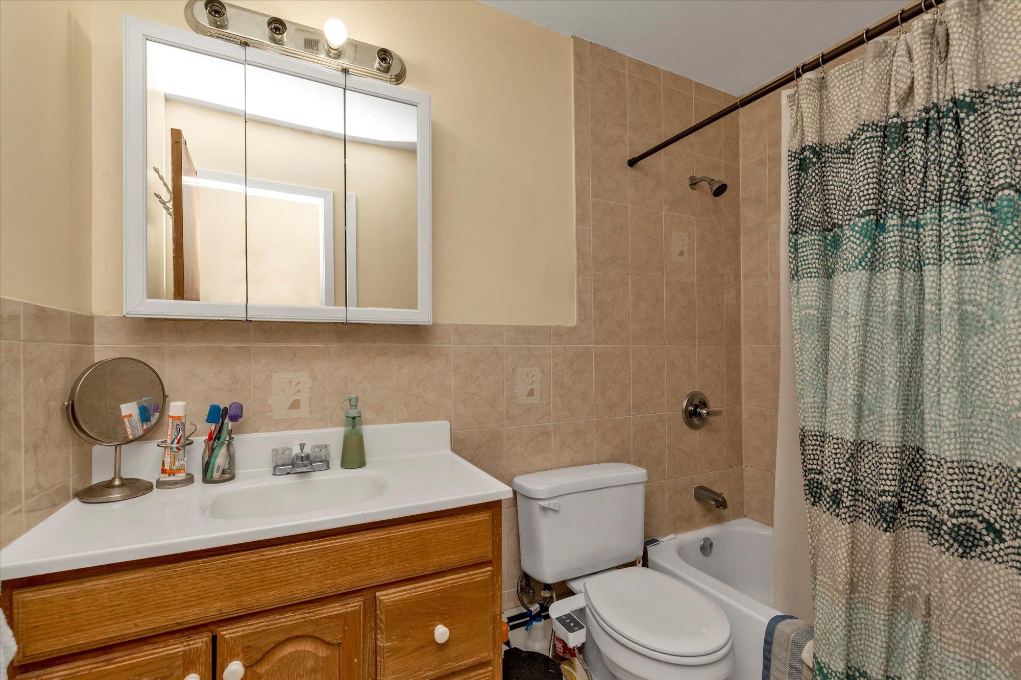 #8 photo, 110-25 55 Avenue, Corona , NY 11368