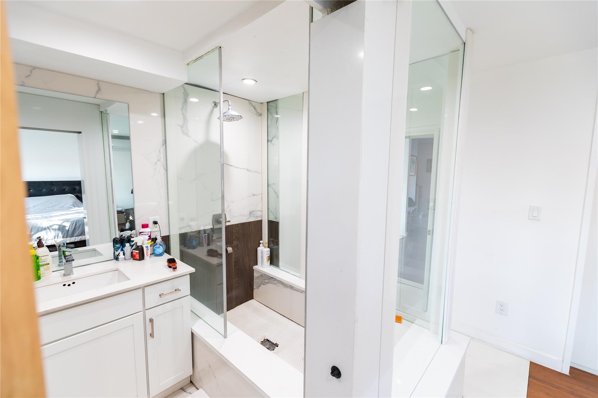 #10 photo, 563 Oxford Road, ナッソー郡 Cedarhurst , NY 11516