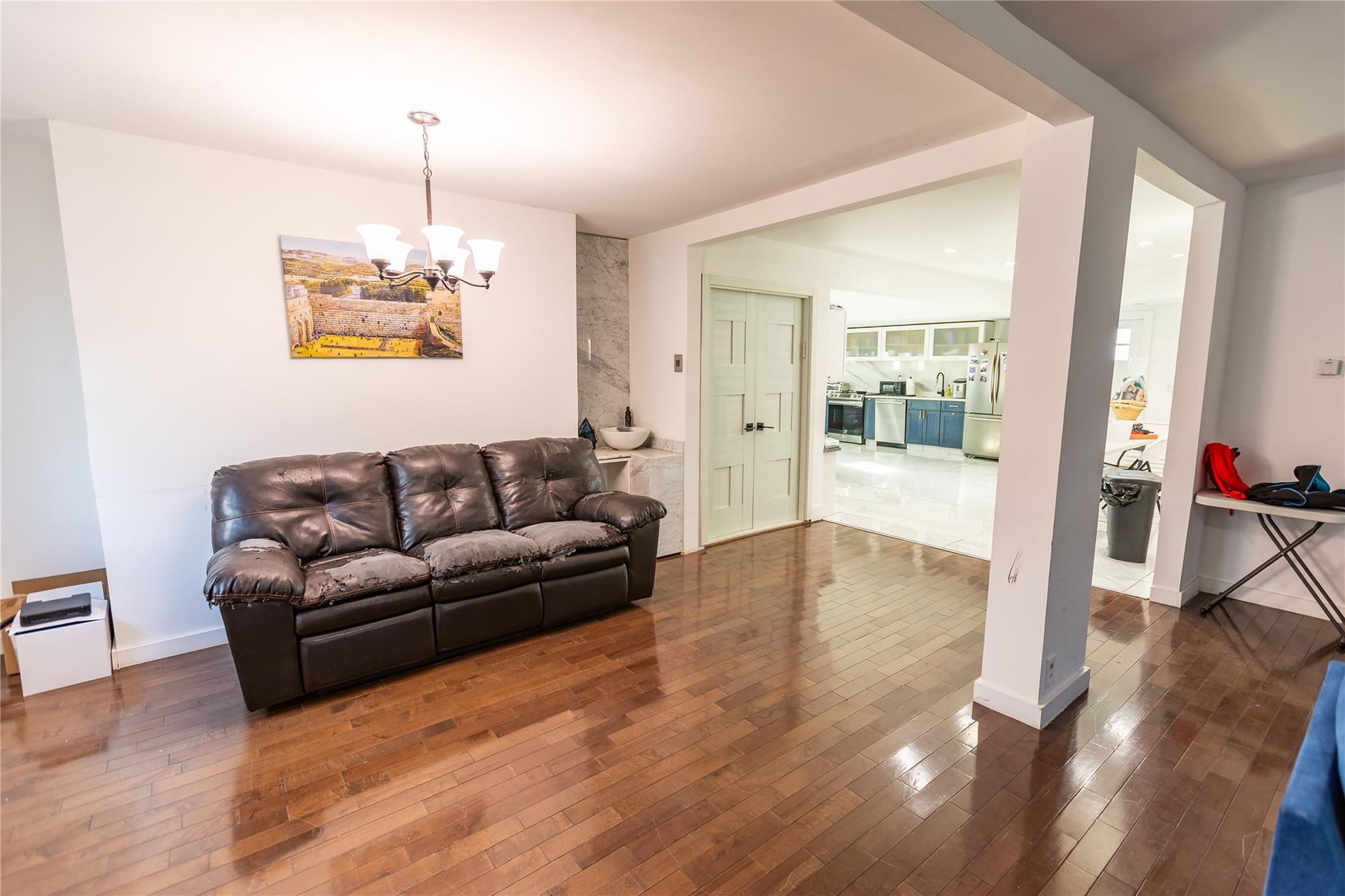 #4 photo, 563 Oxford Road, ナッソー郡 Cedarhurst , NY 11516