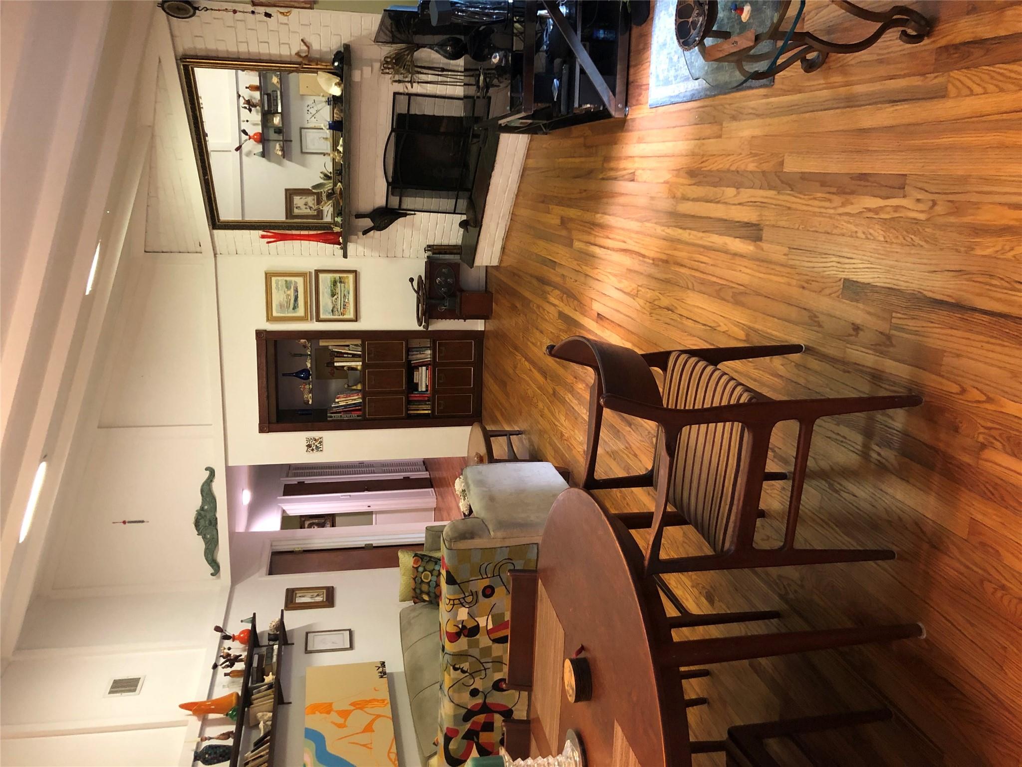 #6 photo, 75 Union Avenue, サフォーク郡 Amityville , NY 11701