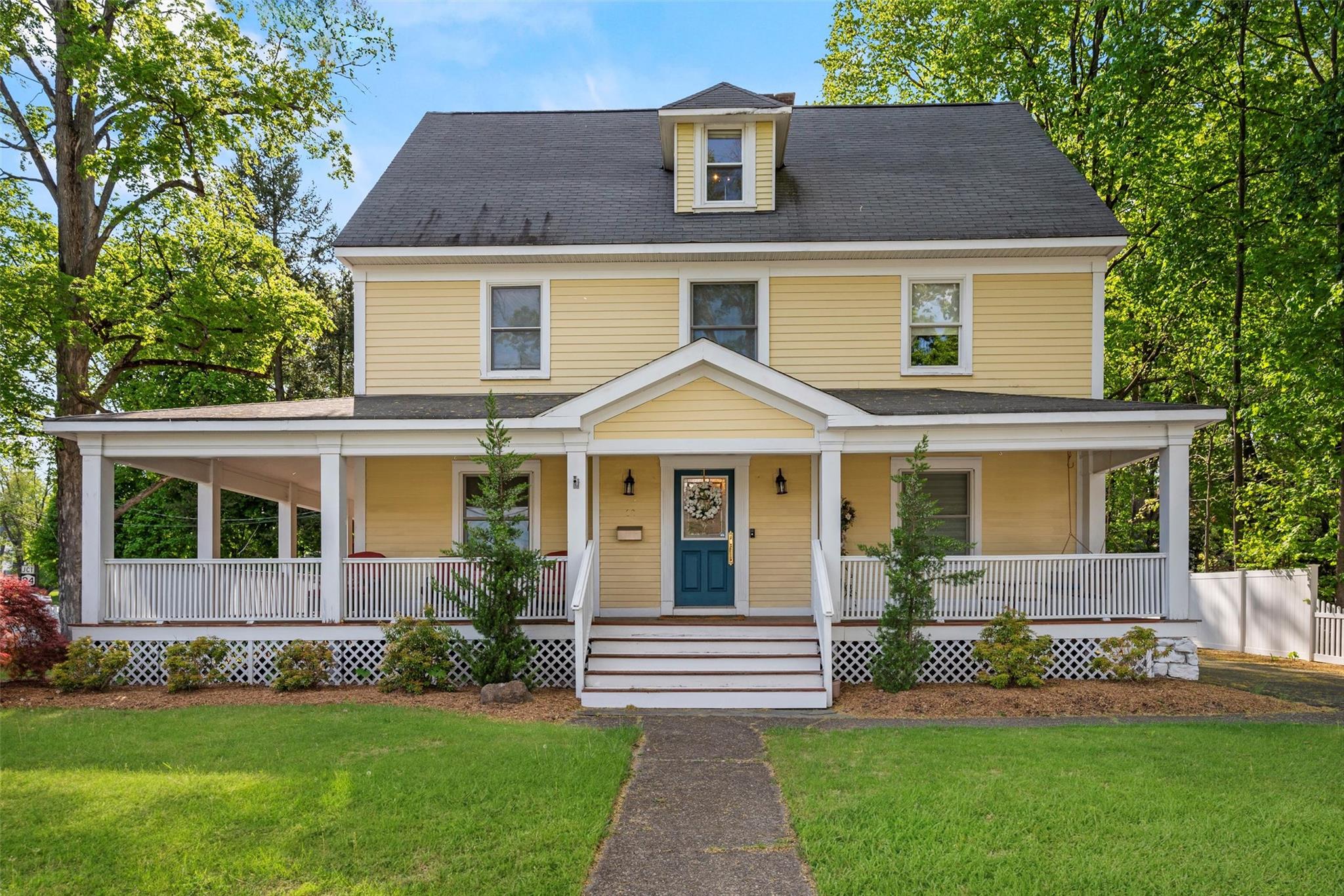 #1 photo, 32 Clinton Avenue, Warwick , NY 10990