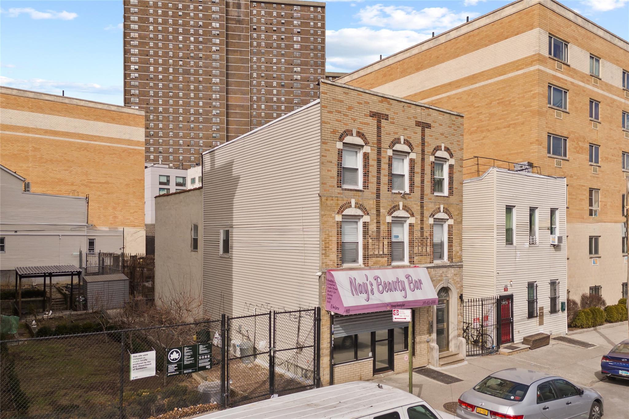 #3 photo, 811 Courtlandt Avenue, ブロンクス区 Bronx , NY 10451