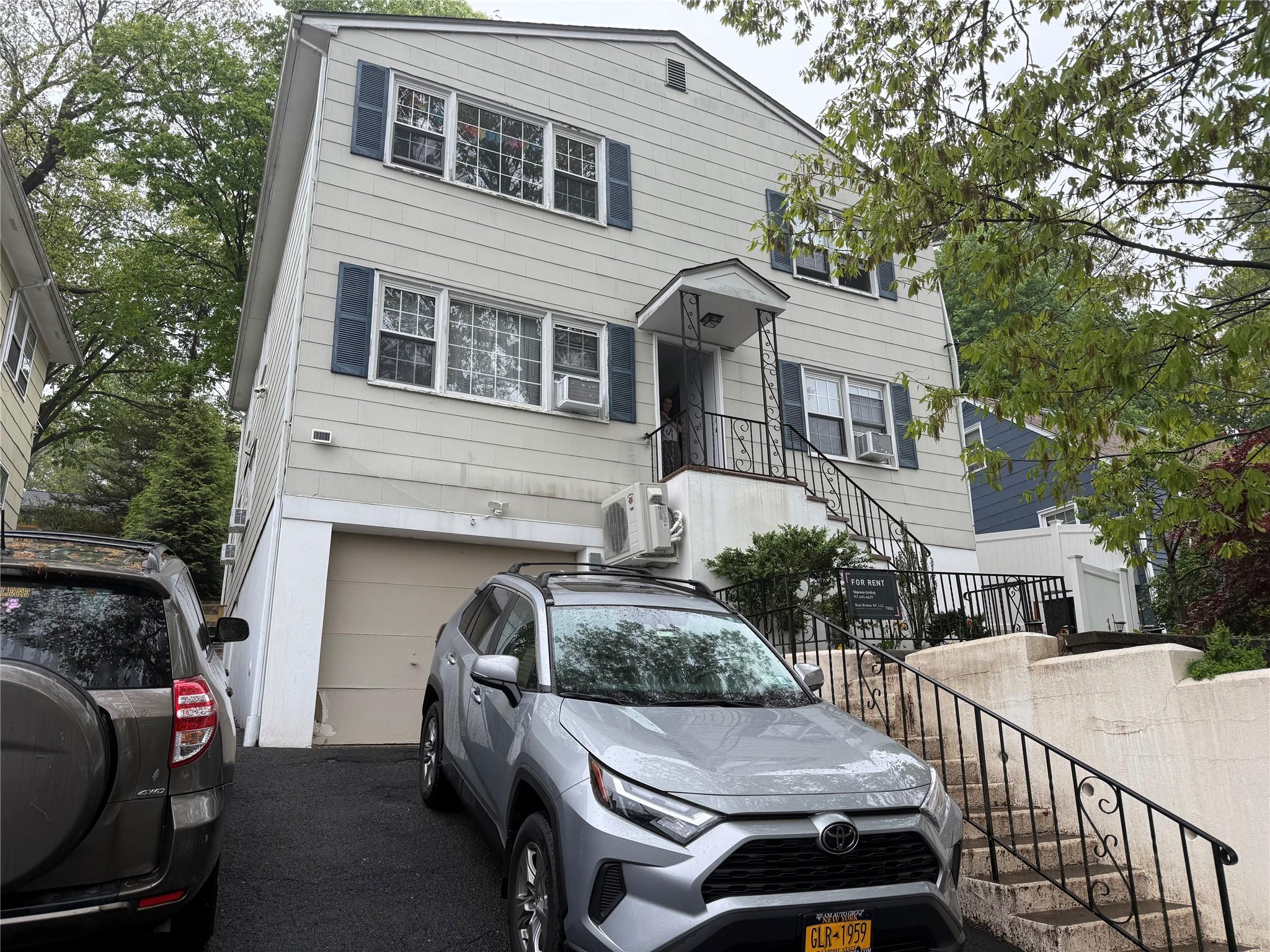 #1 photo, 94 Washington Avenue, White Plains , NY 10603