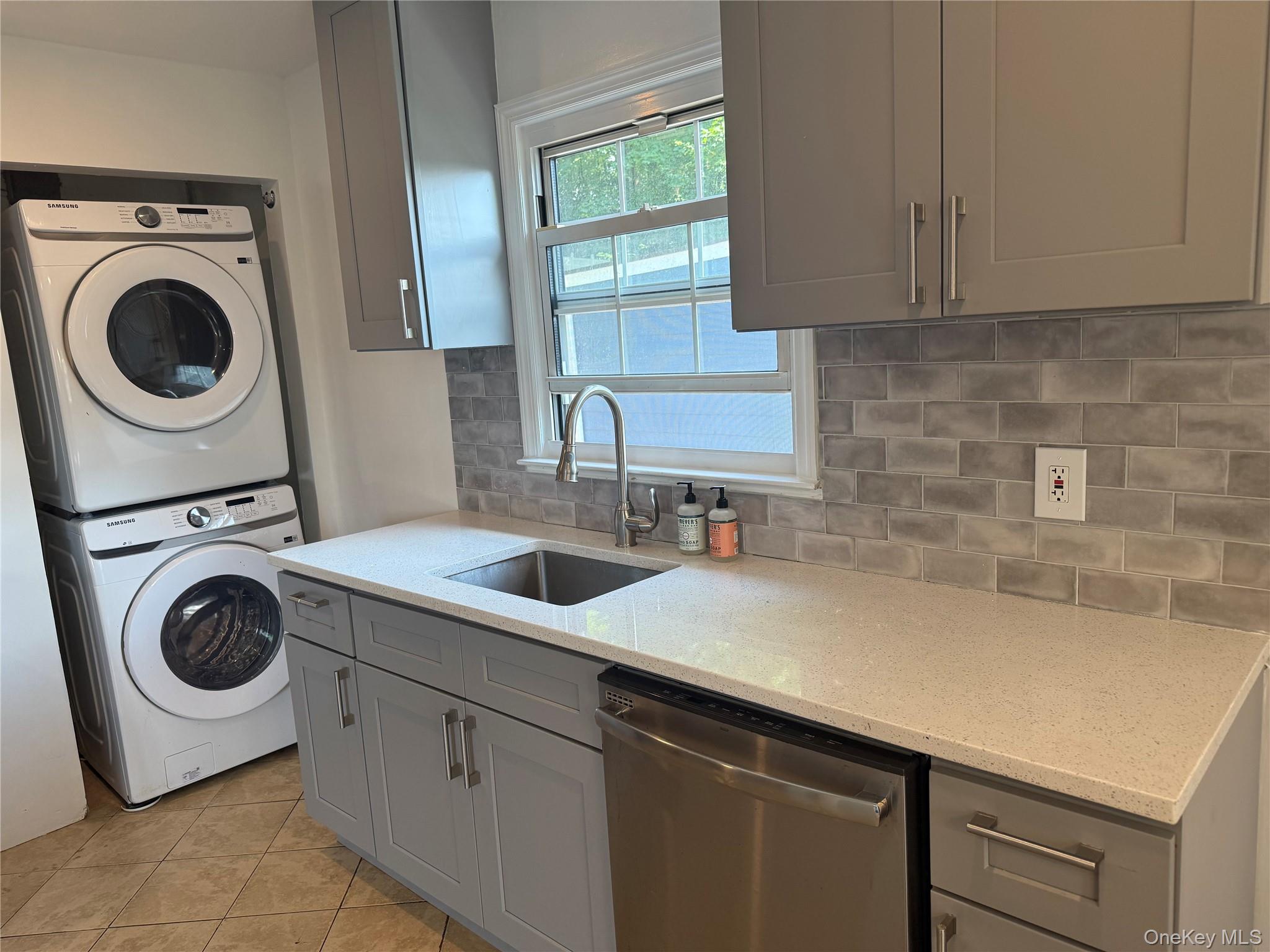 #4 photo, 94 Washington Avenue, White Plains , NY 10603