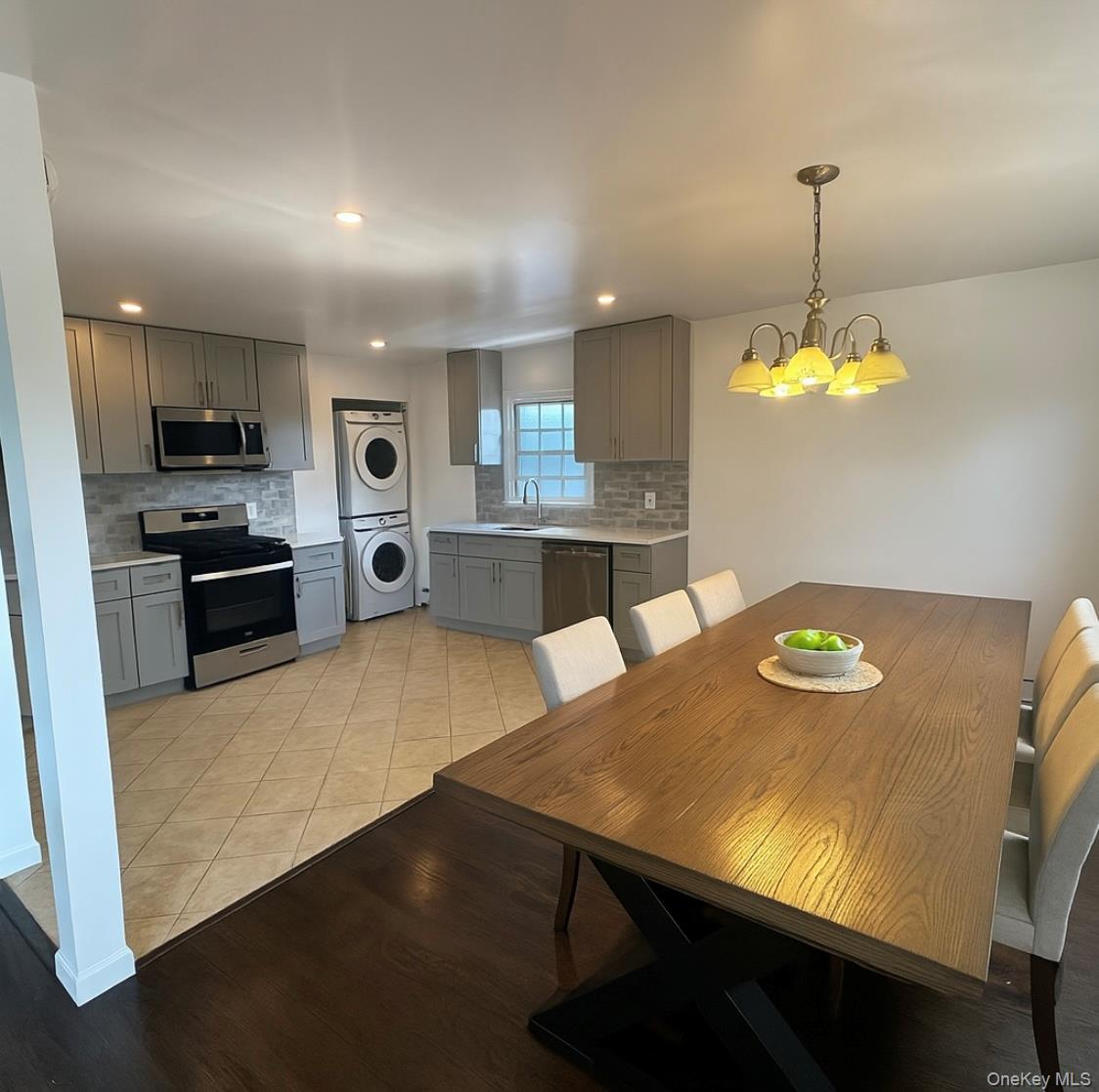 #6 photo, 94 Washington Avenue, White Plains , NY 10603