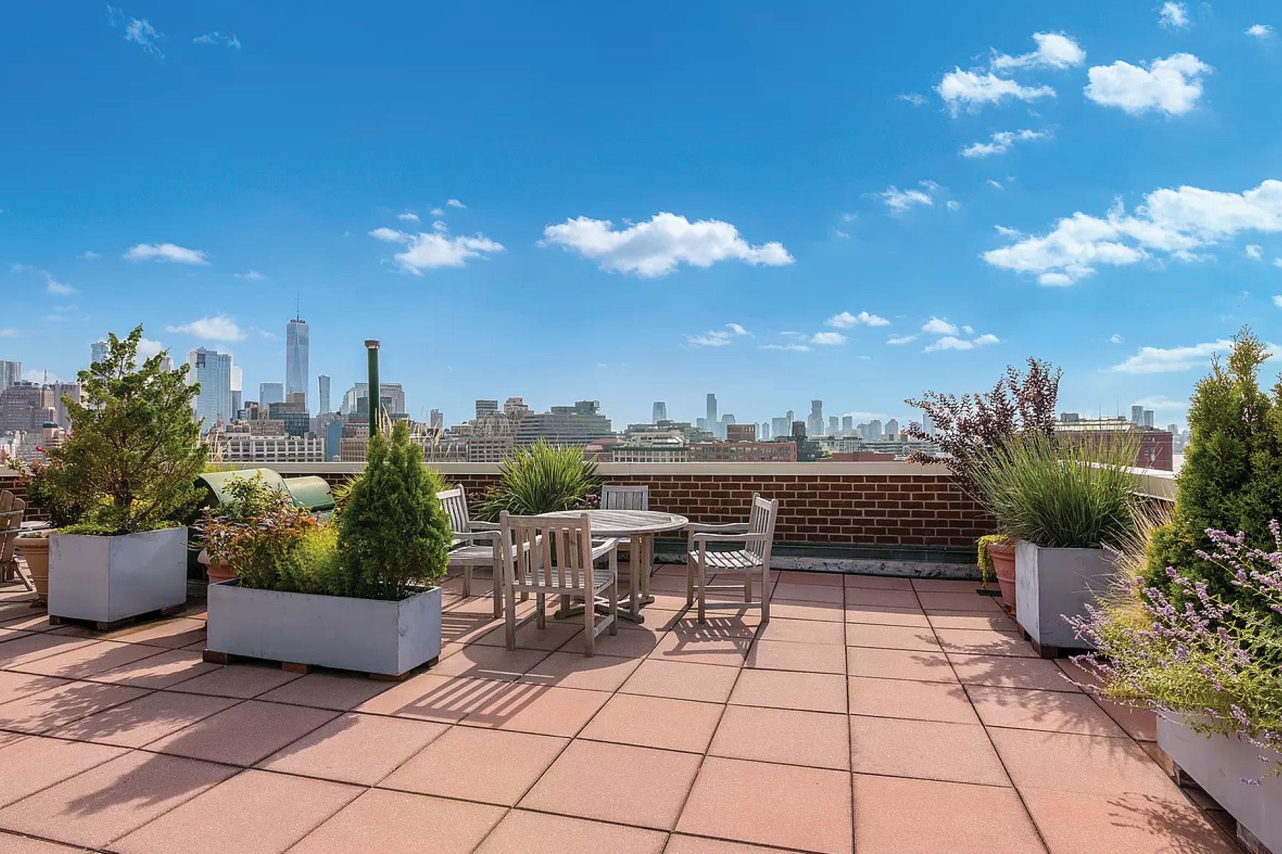 #8 photo, 3 Sheridan Square, New York (Manhattan) , NY 10014