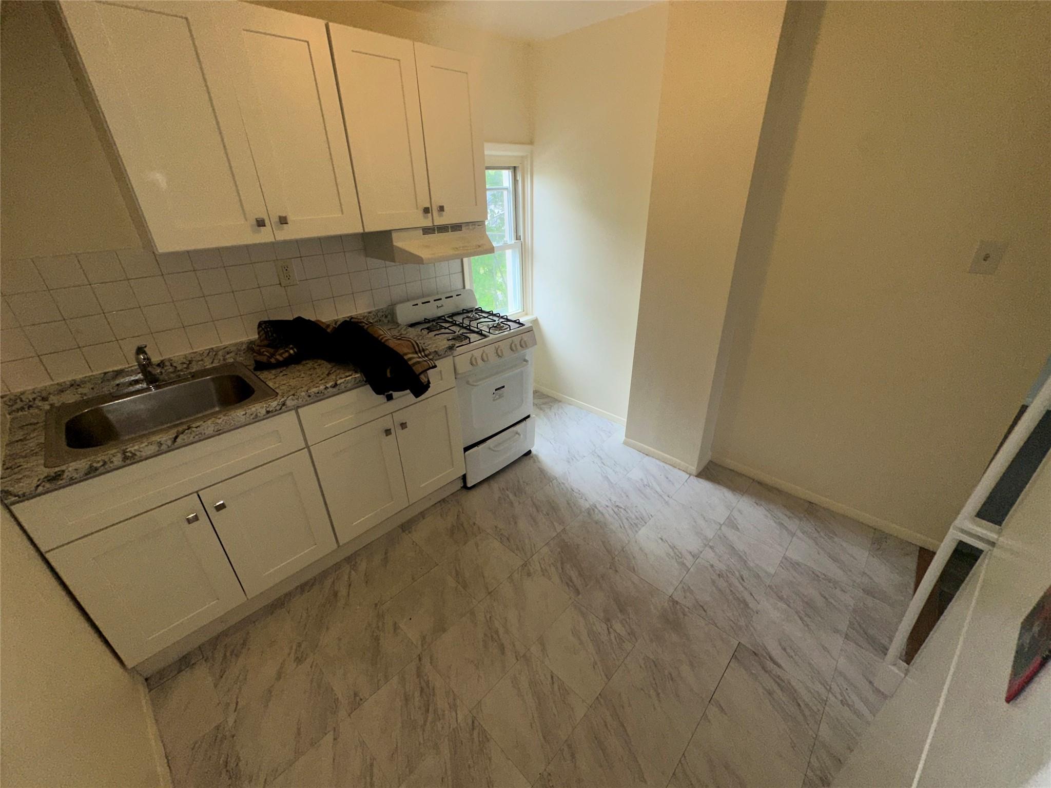 #8 photo, 149 Washburn Avenue, ナッソー郡 Freeport , NY 11520