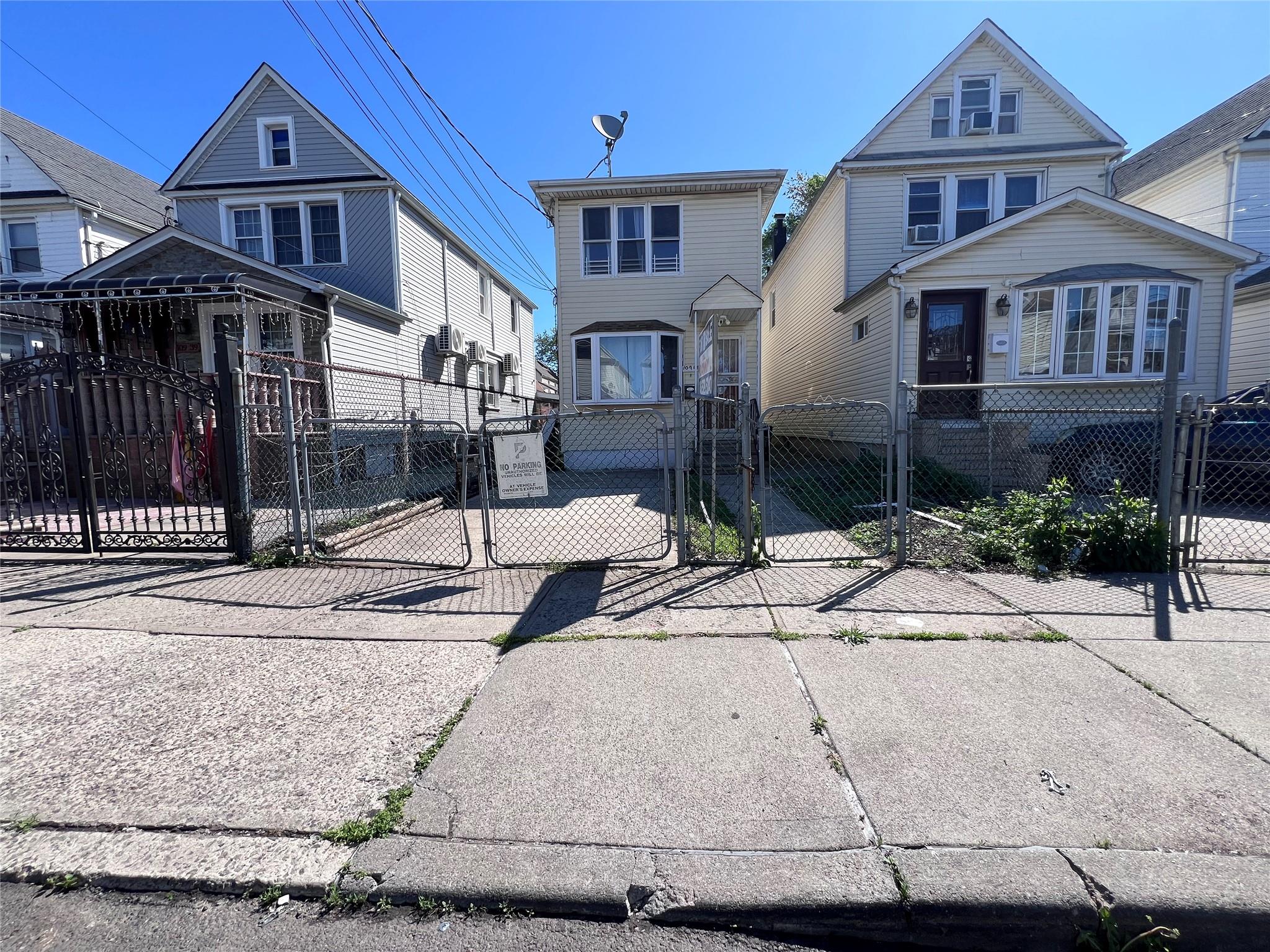 #2 photo, 109-41 132 Street, South Ozone Park , NY 11420