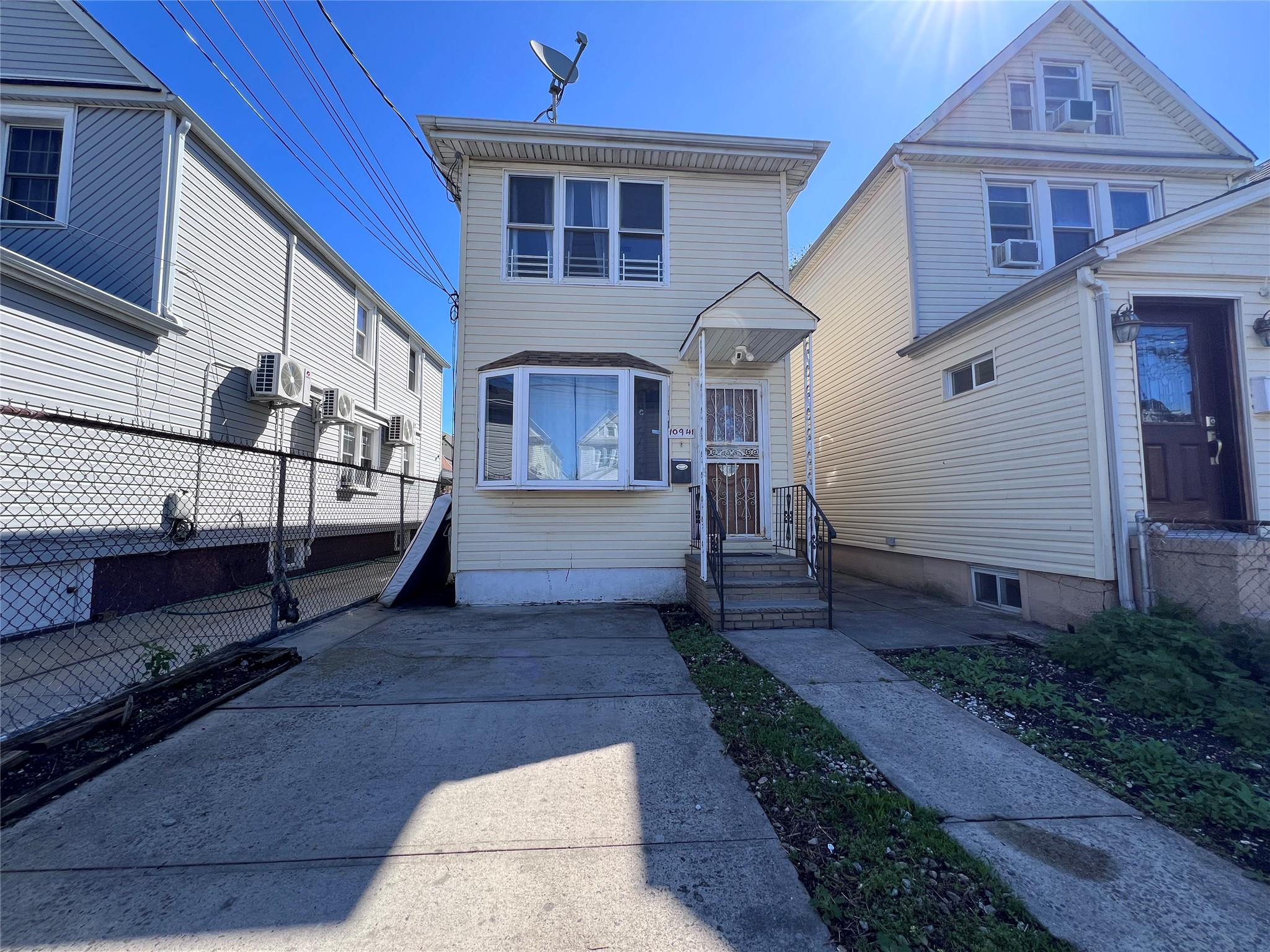 #3 photo, 109-41 132 Street, South Ozone Park , NY 11420