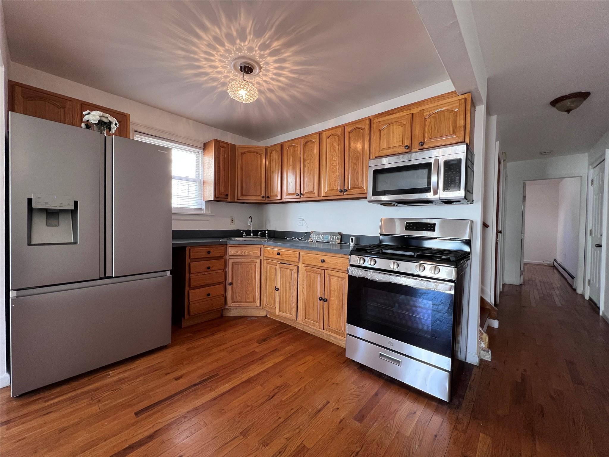 #5 photo, 109-41 132 Street, South Ozone Park , NY 11420