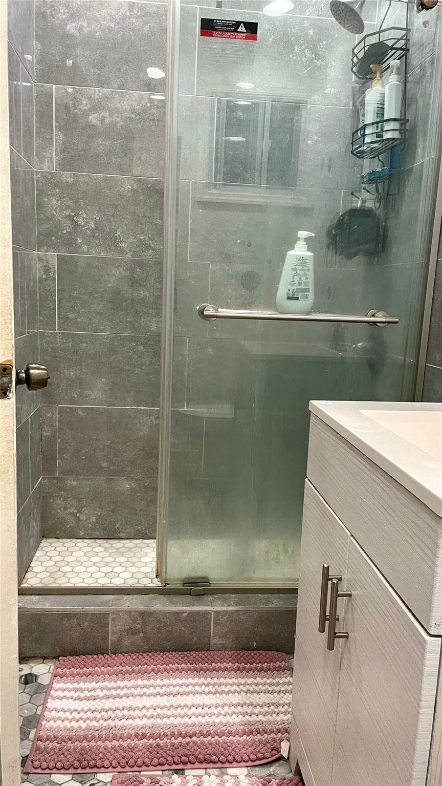 #5 photo, 133 Highland Place, Brooklyn , NY 11208