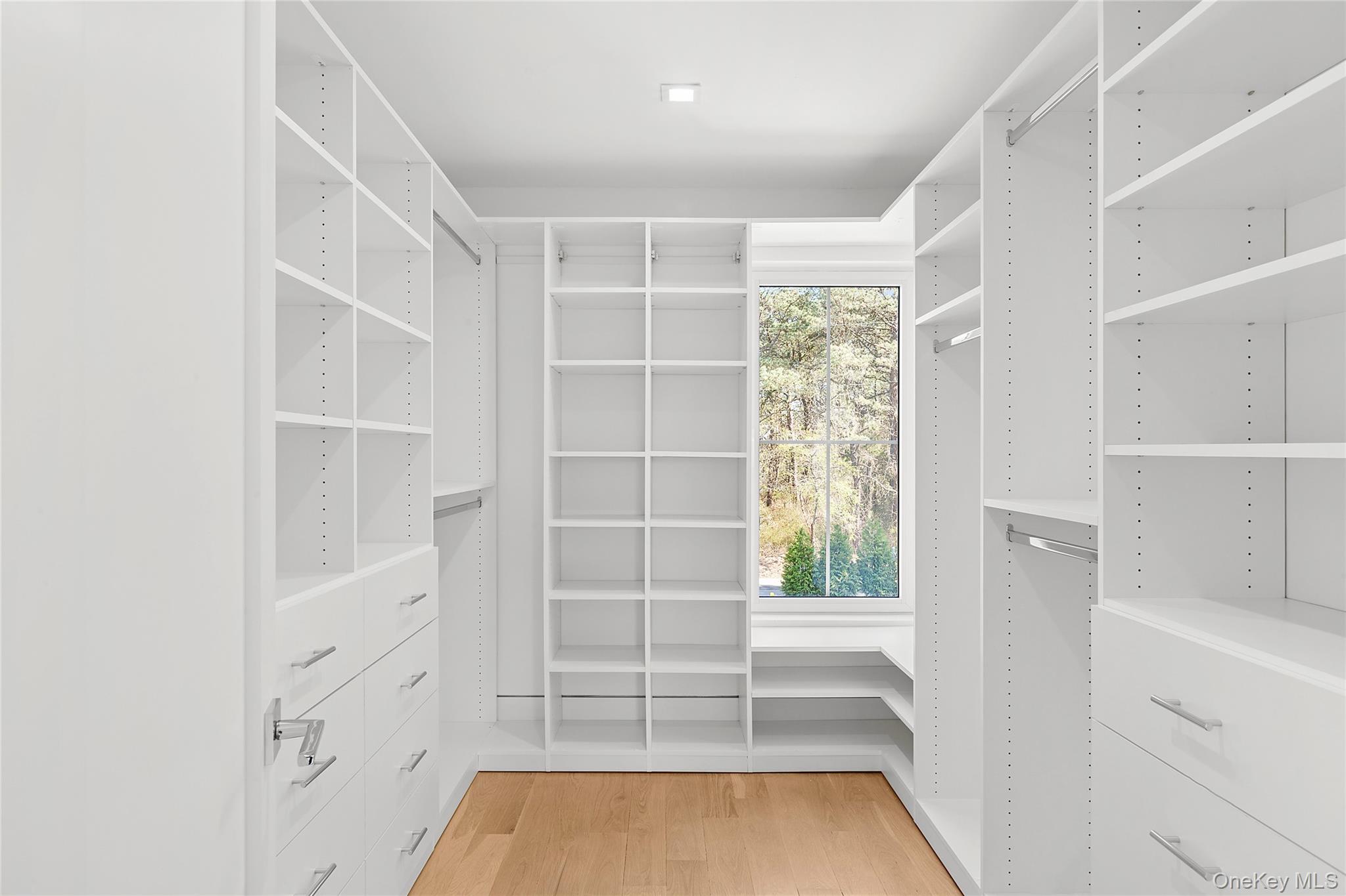 #11 photo, 354 St Andrews Road, サフォーク郡 Southampton , NY 11968