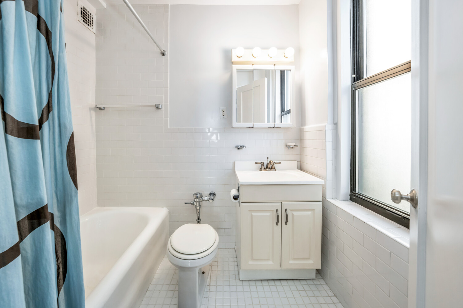 #7 photo, 243 W END Avenue, マンハッタン Lincoln Square , NY 10023