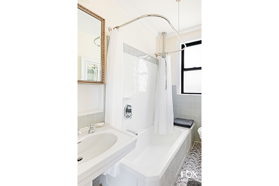 #6 photo, 255 W END Avenue, Lincoln Square , NY 10023