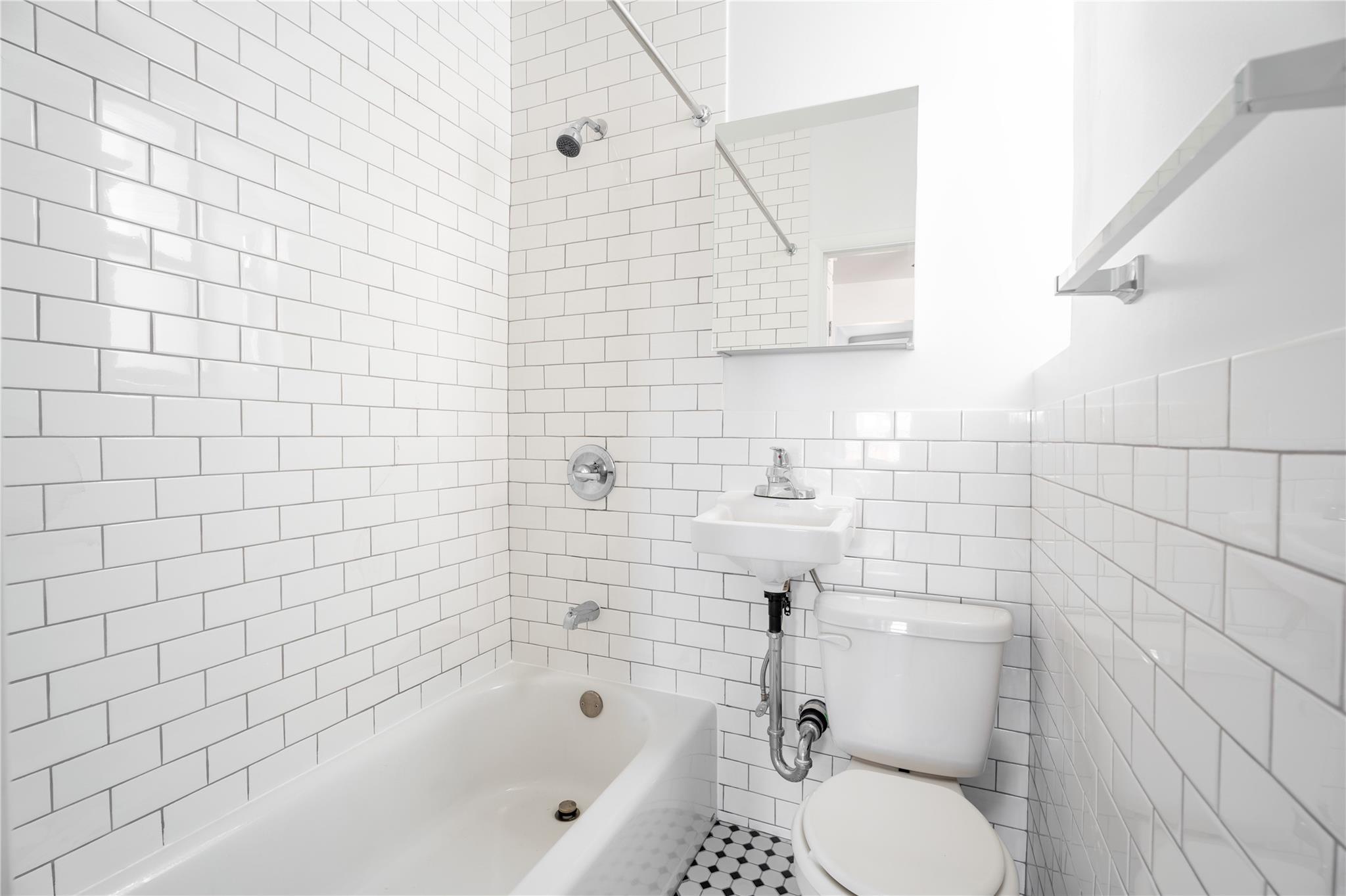 #8 photo, 7407 5th Avenue, Brooklyn , NY 11209